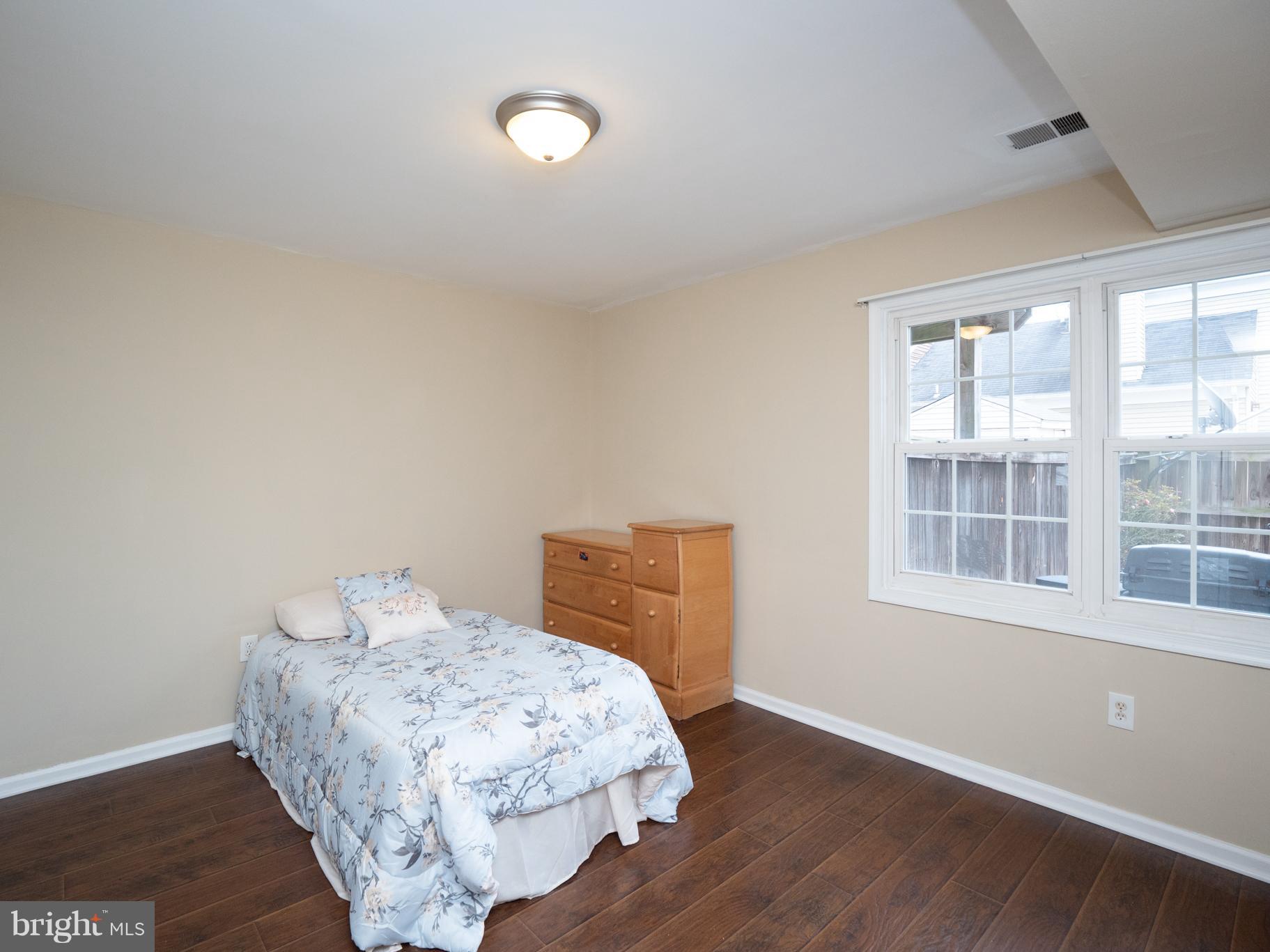 CROFTON MEWS - Residential