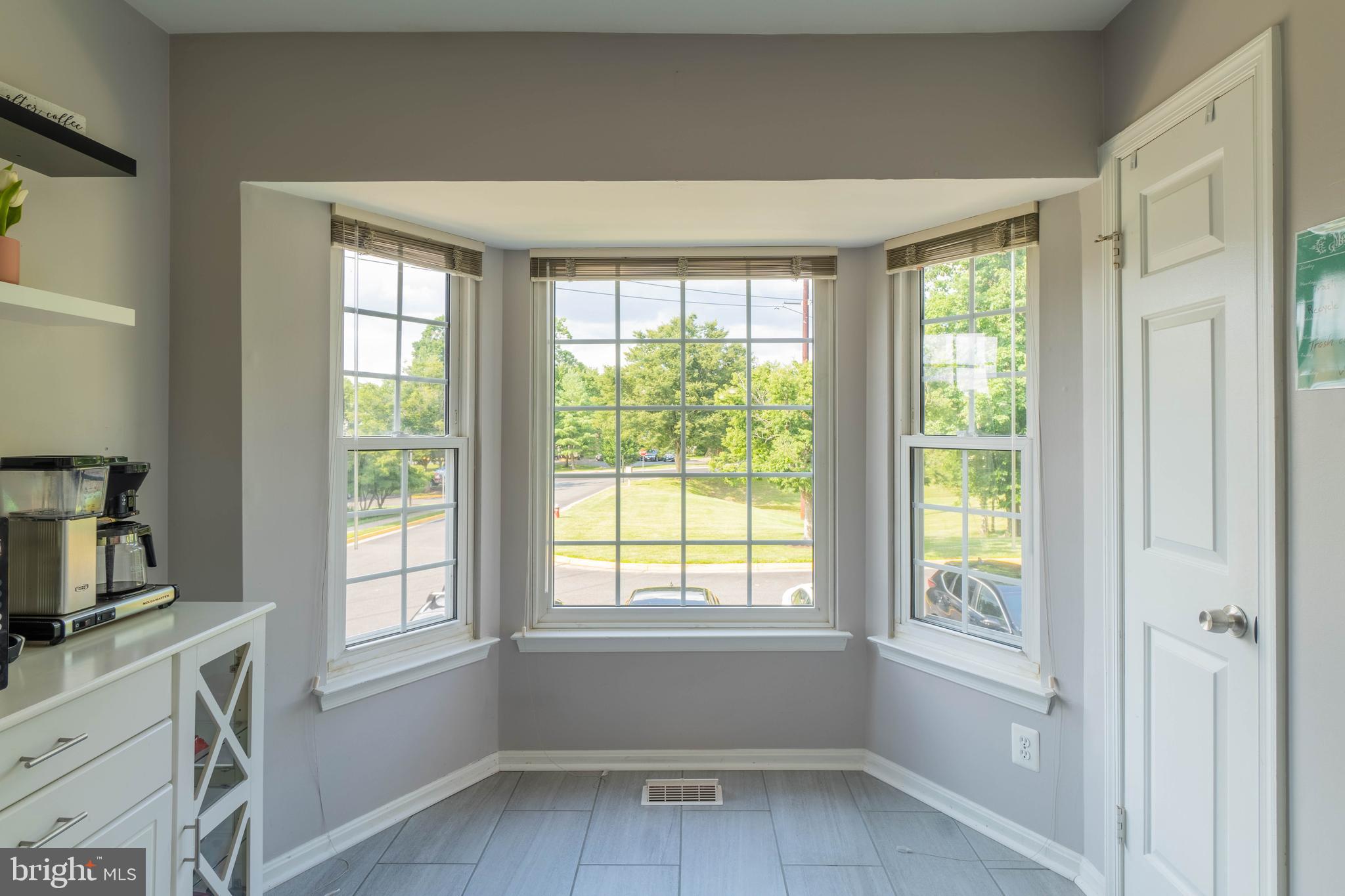 CLIFTON TOWNES - Residential Lease