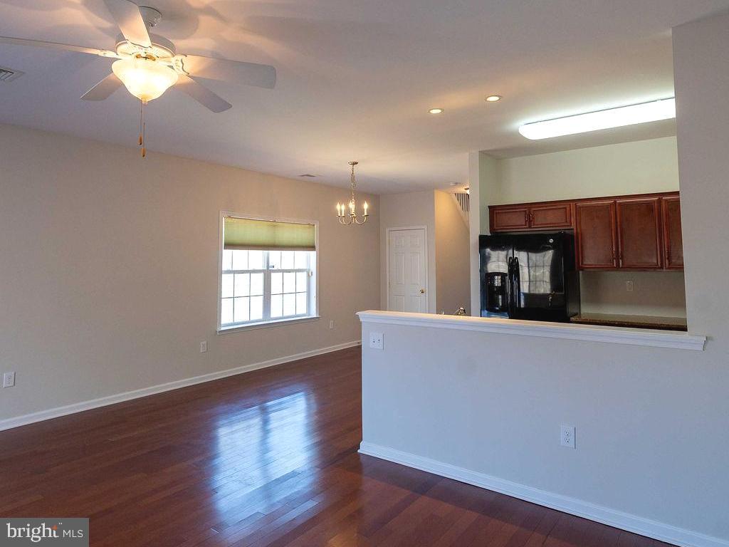 PARK VIEW COMMONS - Residential