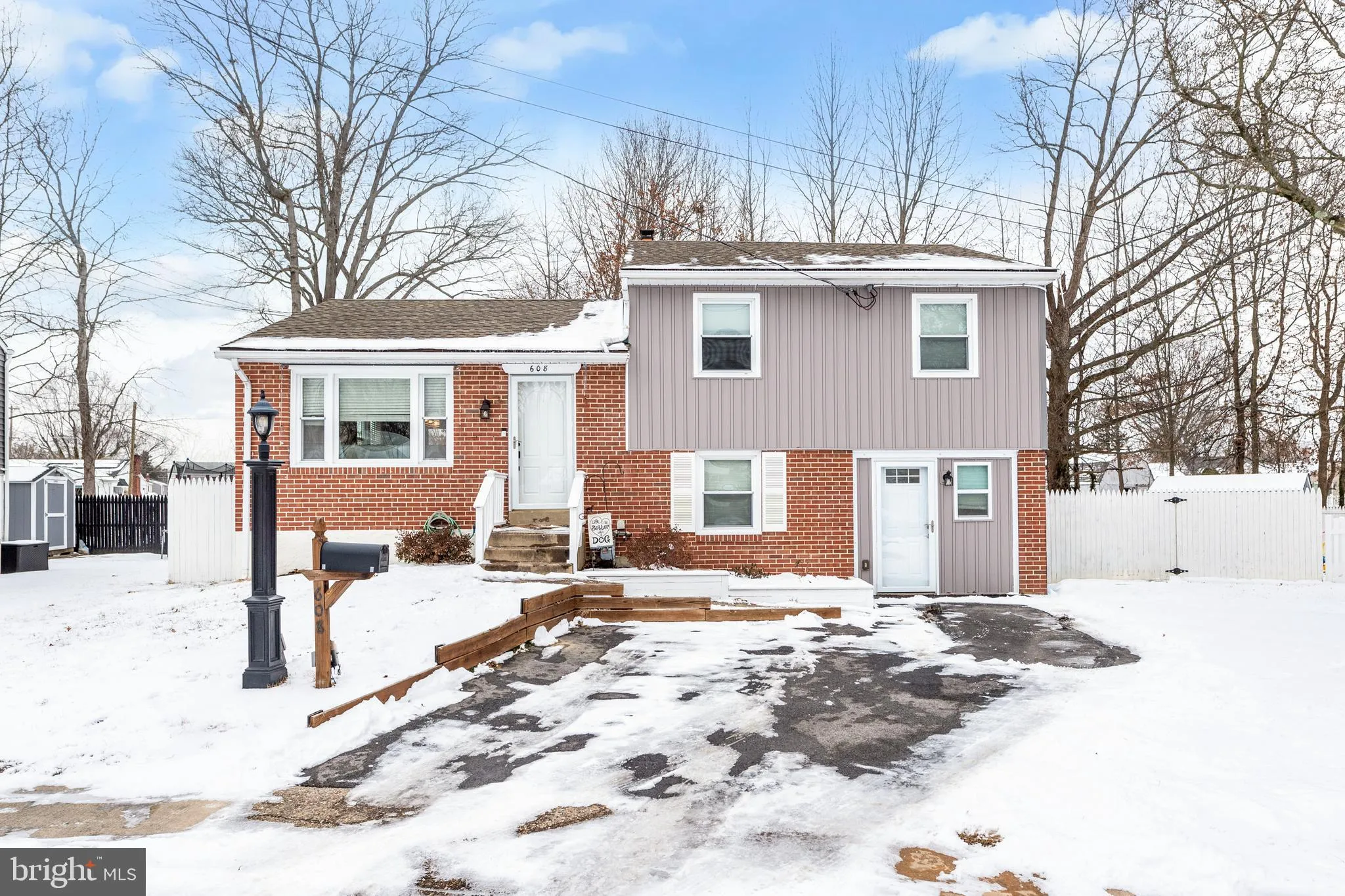 Swarthmore, Pennsylvania 19081, United States, 3 Bedrooms Bedrooms, ,2 BathroomsBathrooms,Residential,Pending,14135