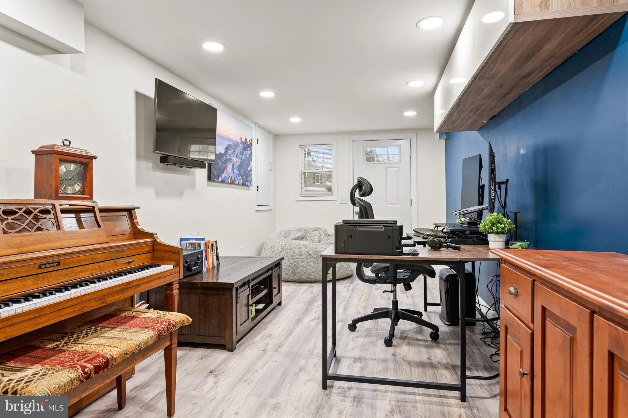 Swarthmore, Pennsylvania 19081, United States, 3 Bedrooms Bedrooms, ,2 BathroomsBathrooms,Residential,Pending,14135