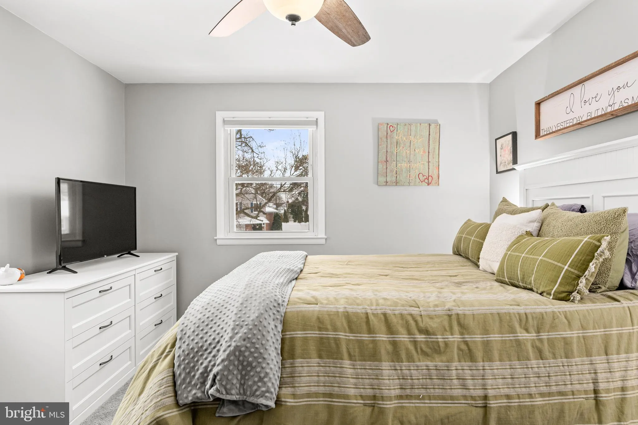 Swarthmore, Pennsylvania 19081, United States, 3 Bedrooms Bedrooms, ,2 BathroomsBathrooms,Residential,Pending,14135