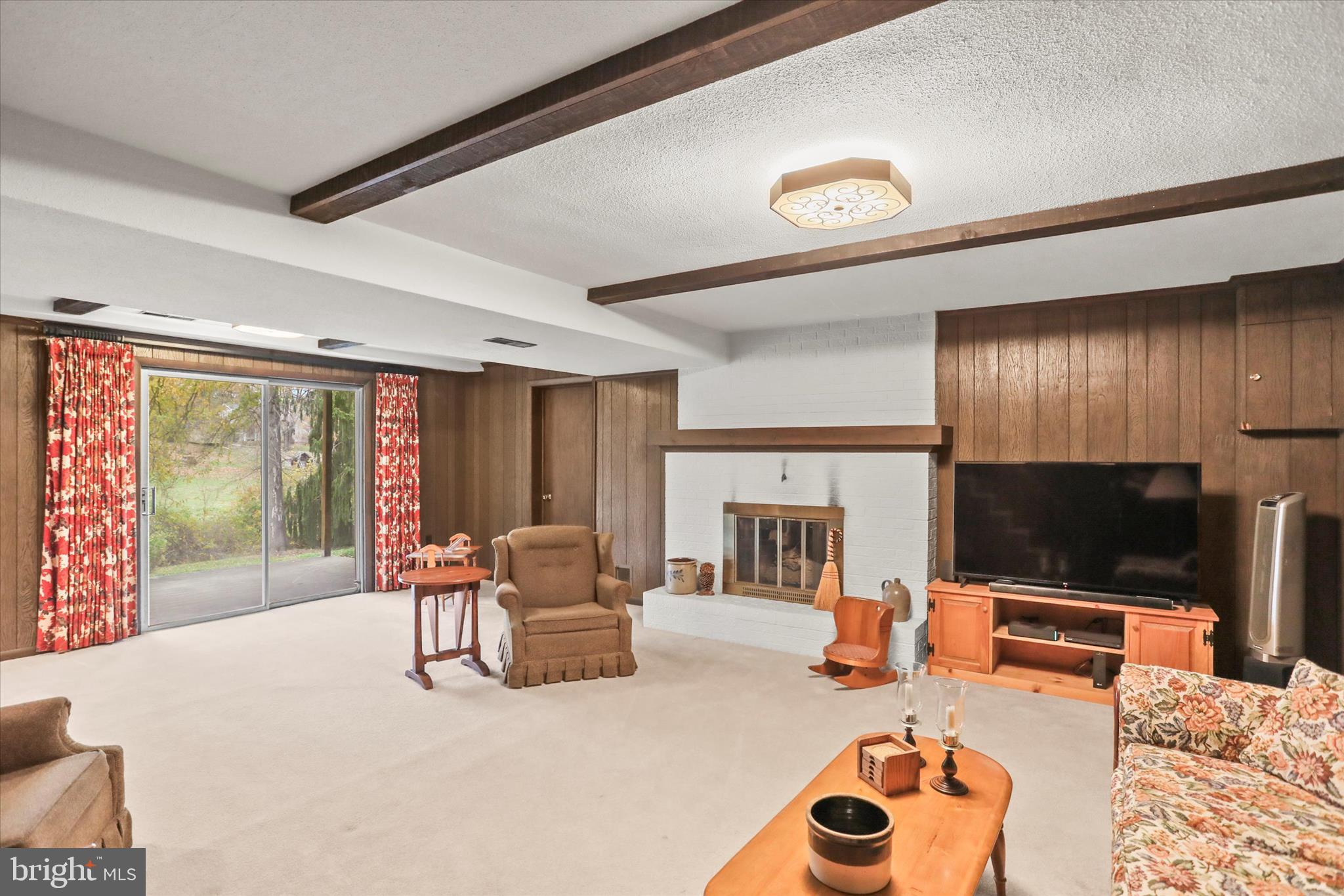 COLONIAL HEIGHTS - Residential