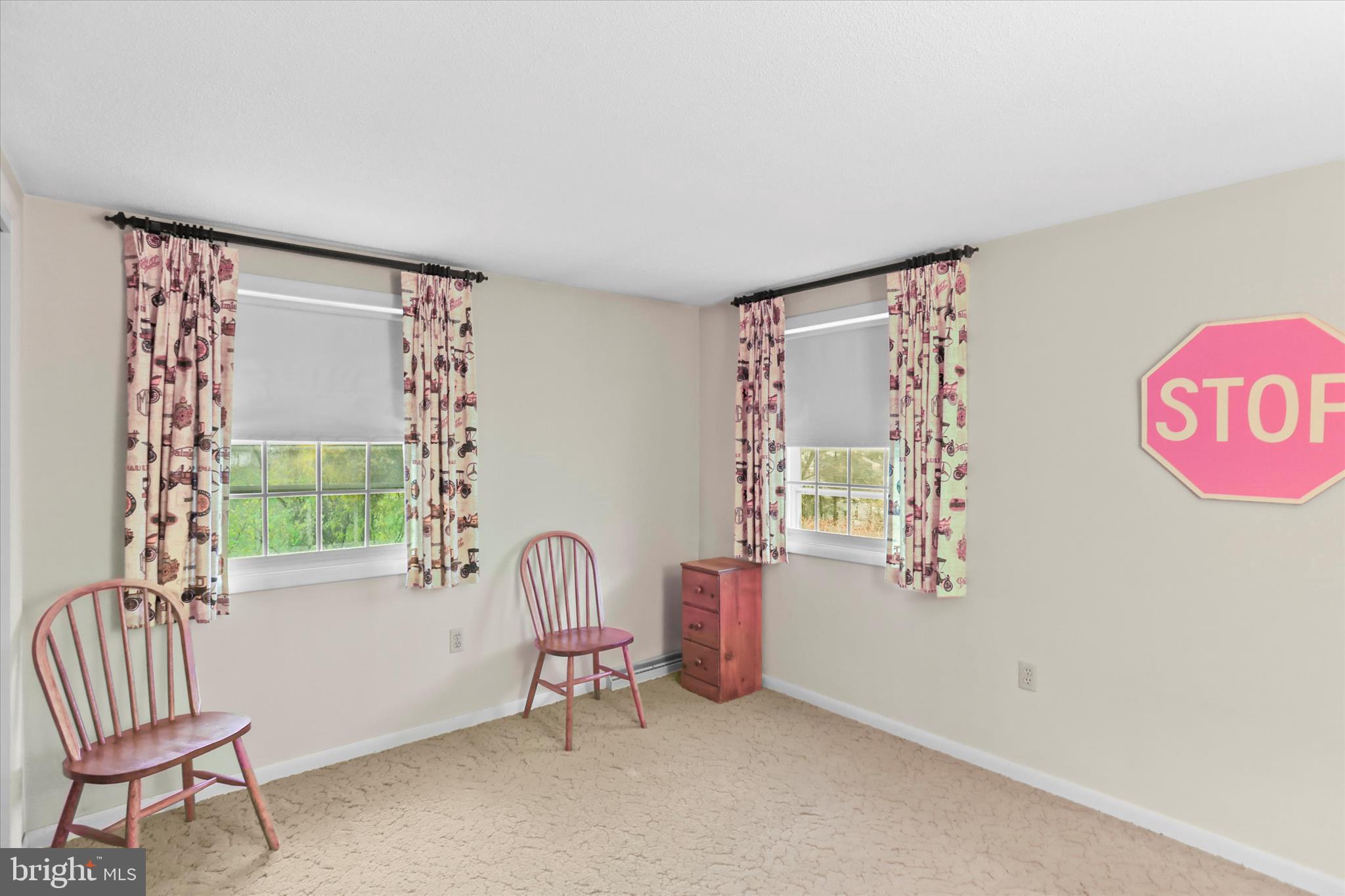 COLONIAL HEIGHTS - Residential