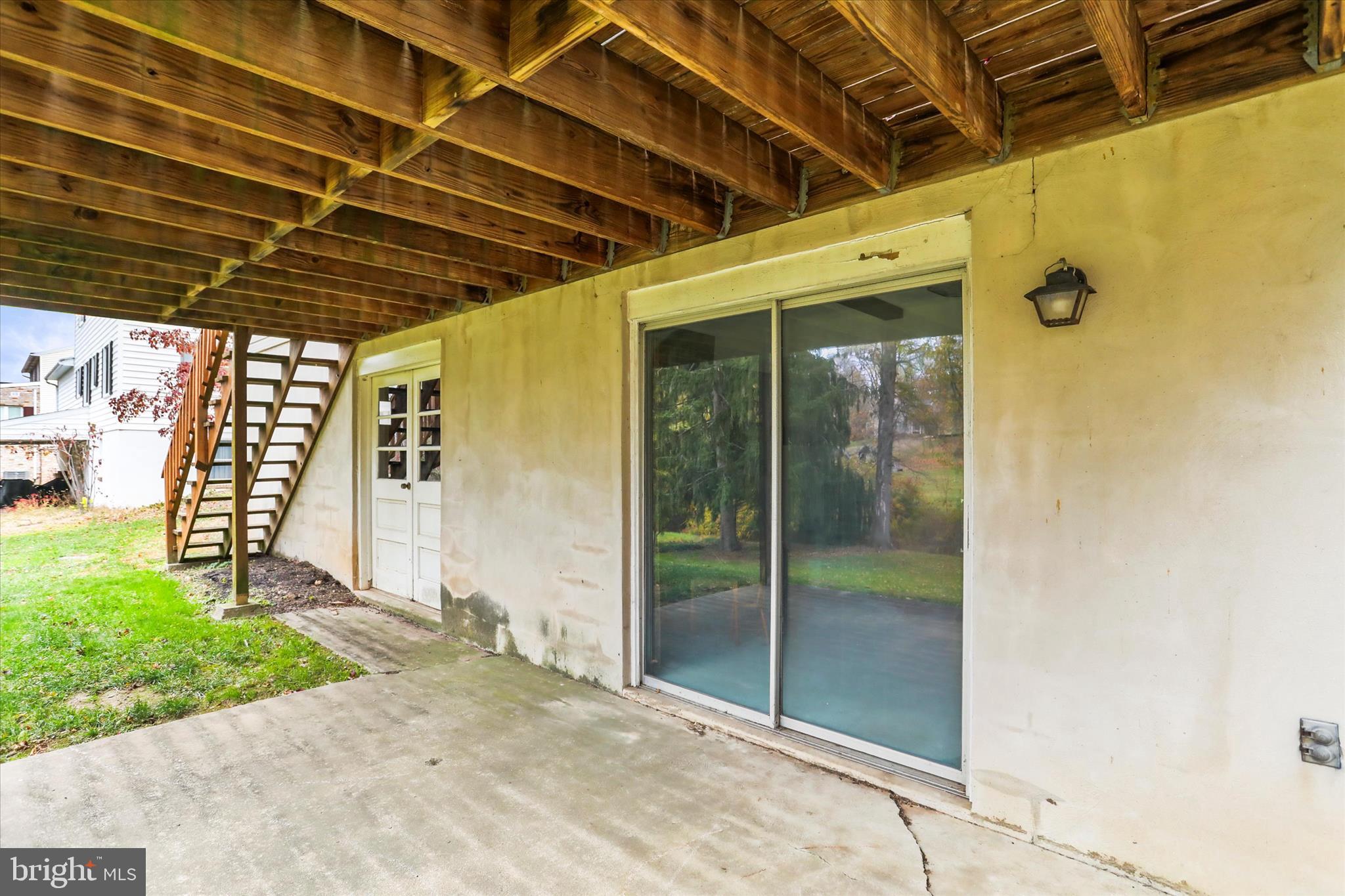 COLONIAL HEIGHTS - Residential