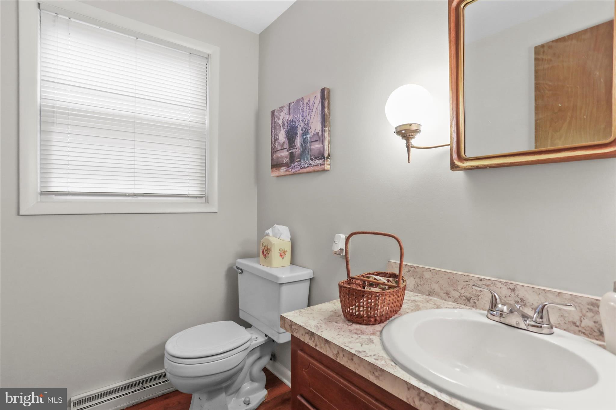 COLONIAL HEIGHTS - Residential