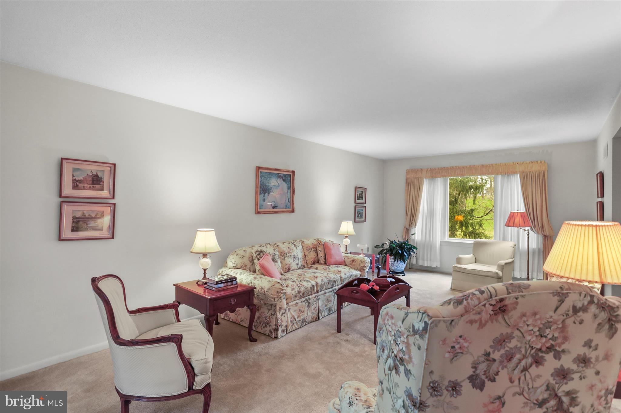 COLONIAL HEIGHTS - Residential