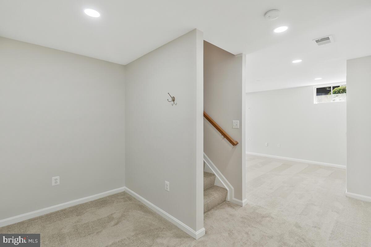 KINGSVIEW SUB - Residential