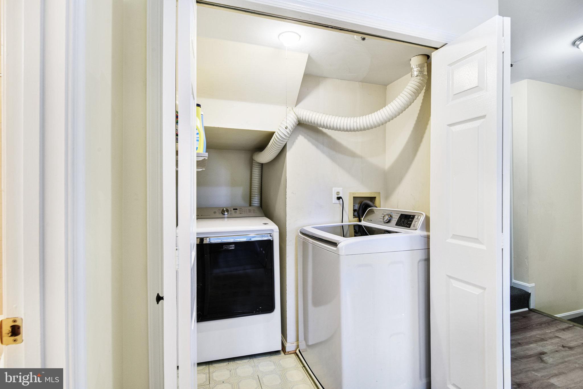 JACKSONS RIDGE CONDOS - Residential