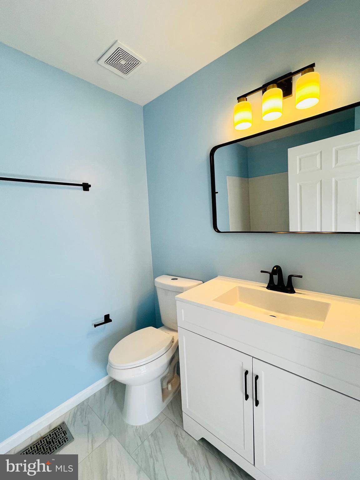 LAKE RIDGE POINTE - Residential