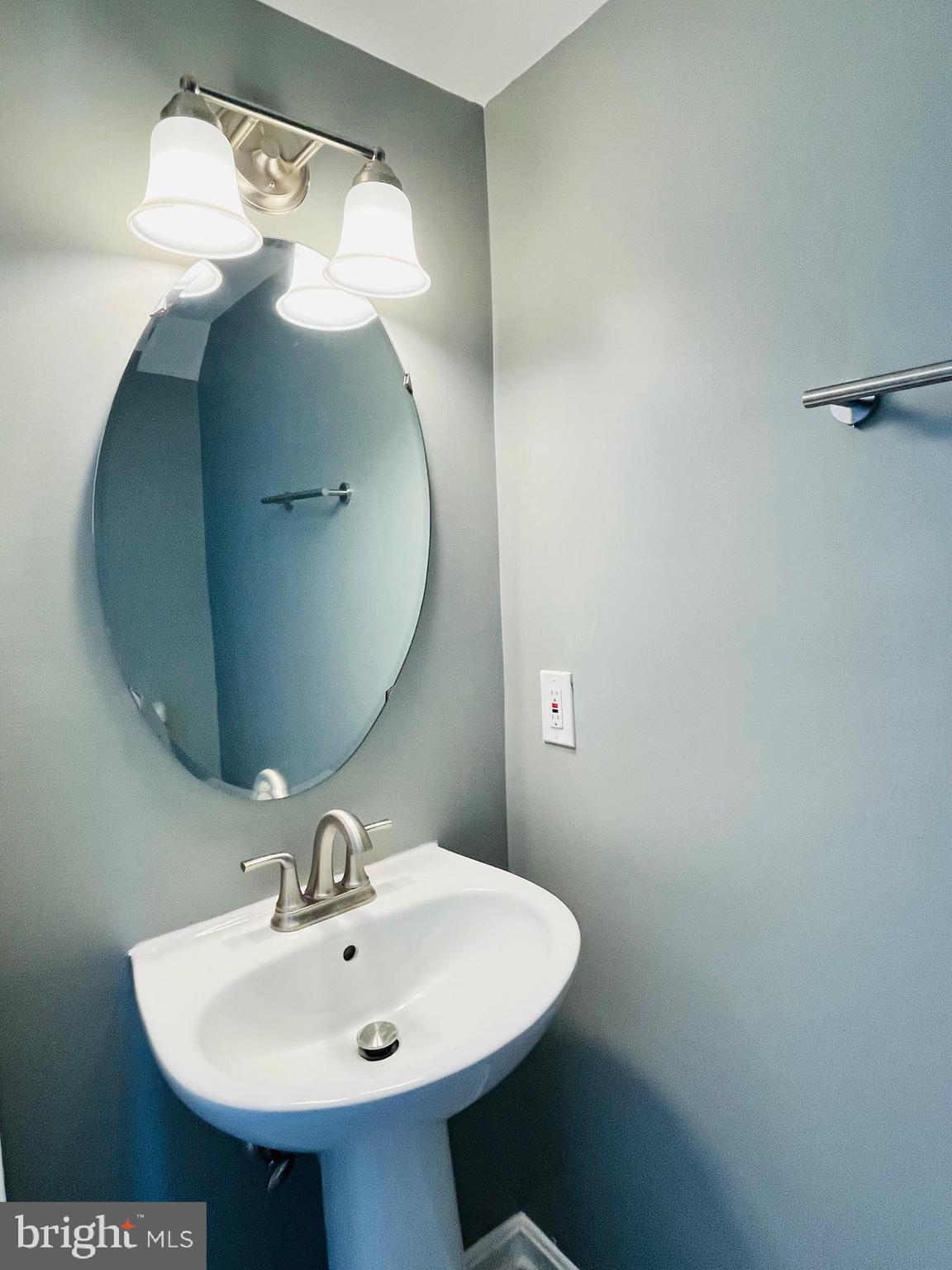 LAKE RIDGE POINTE - Residential