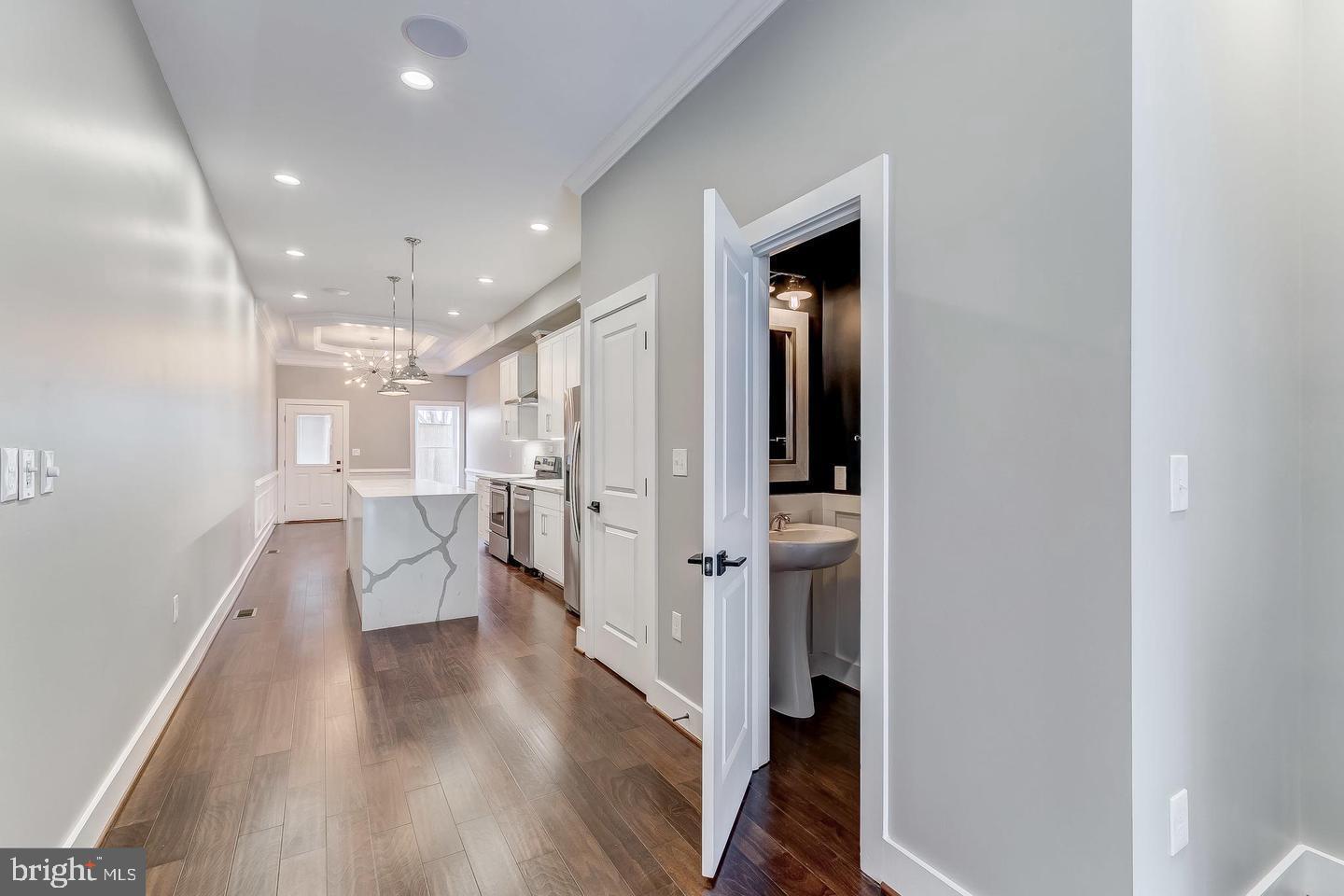 FEDERAL HILL HISTORIC DISTRICT - Residential Lease