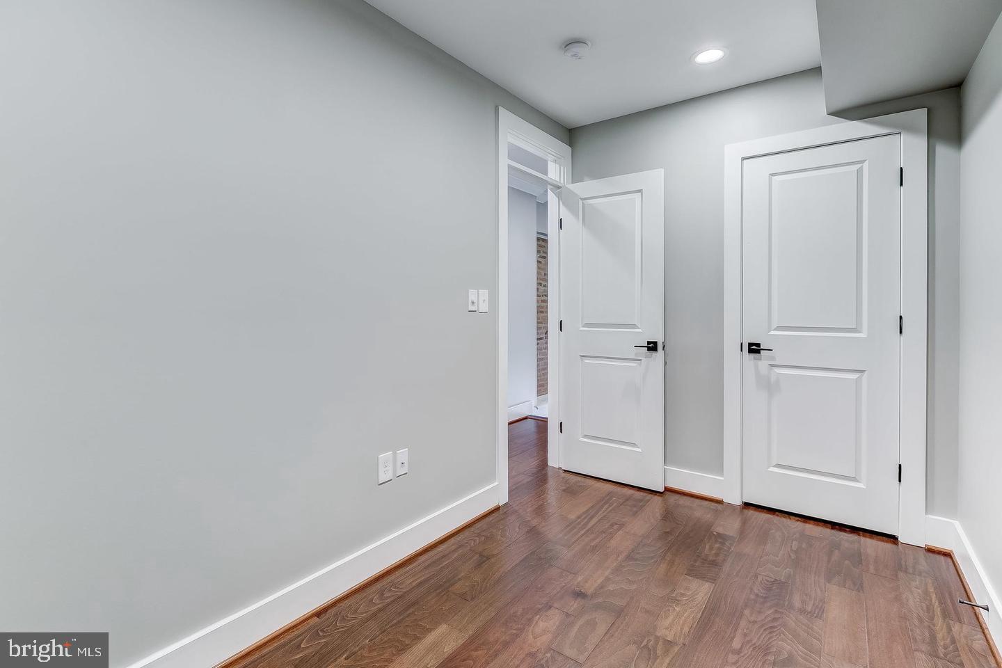 FEDERAL HILL HISTORIC DISTRICT - Residential Lease