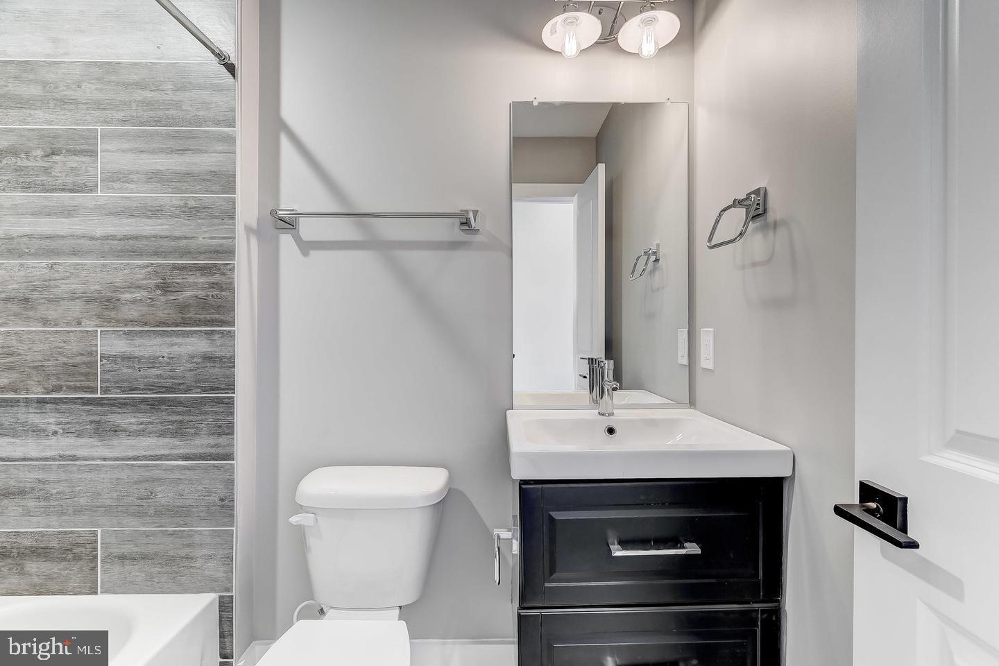 FEDERAL HILL HISTORIC DISTRICT - Residential Lease