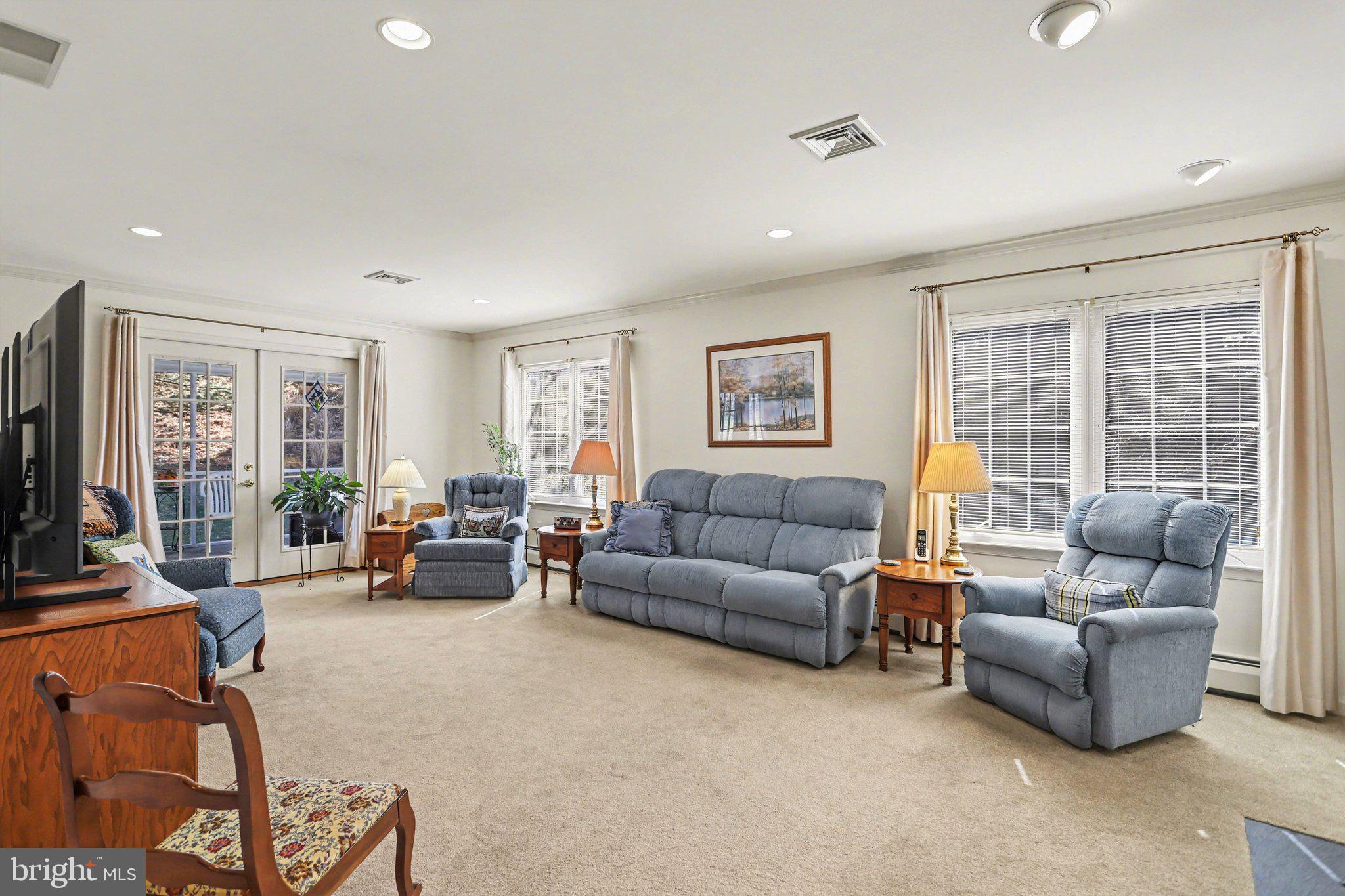 DEER RUN - Residential