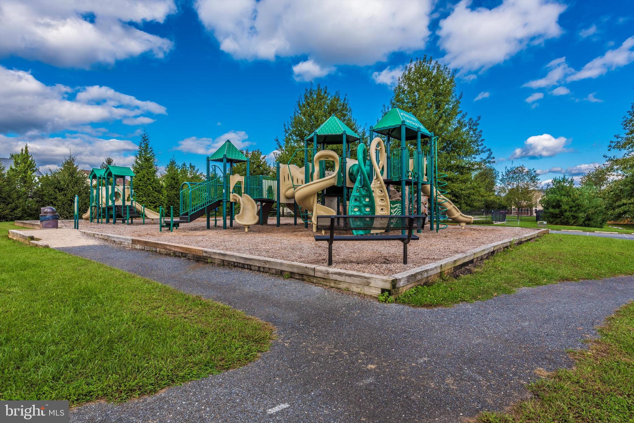 WHITTIER POND - Residential