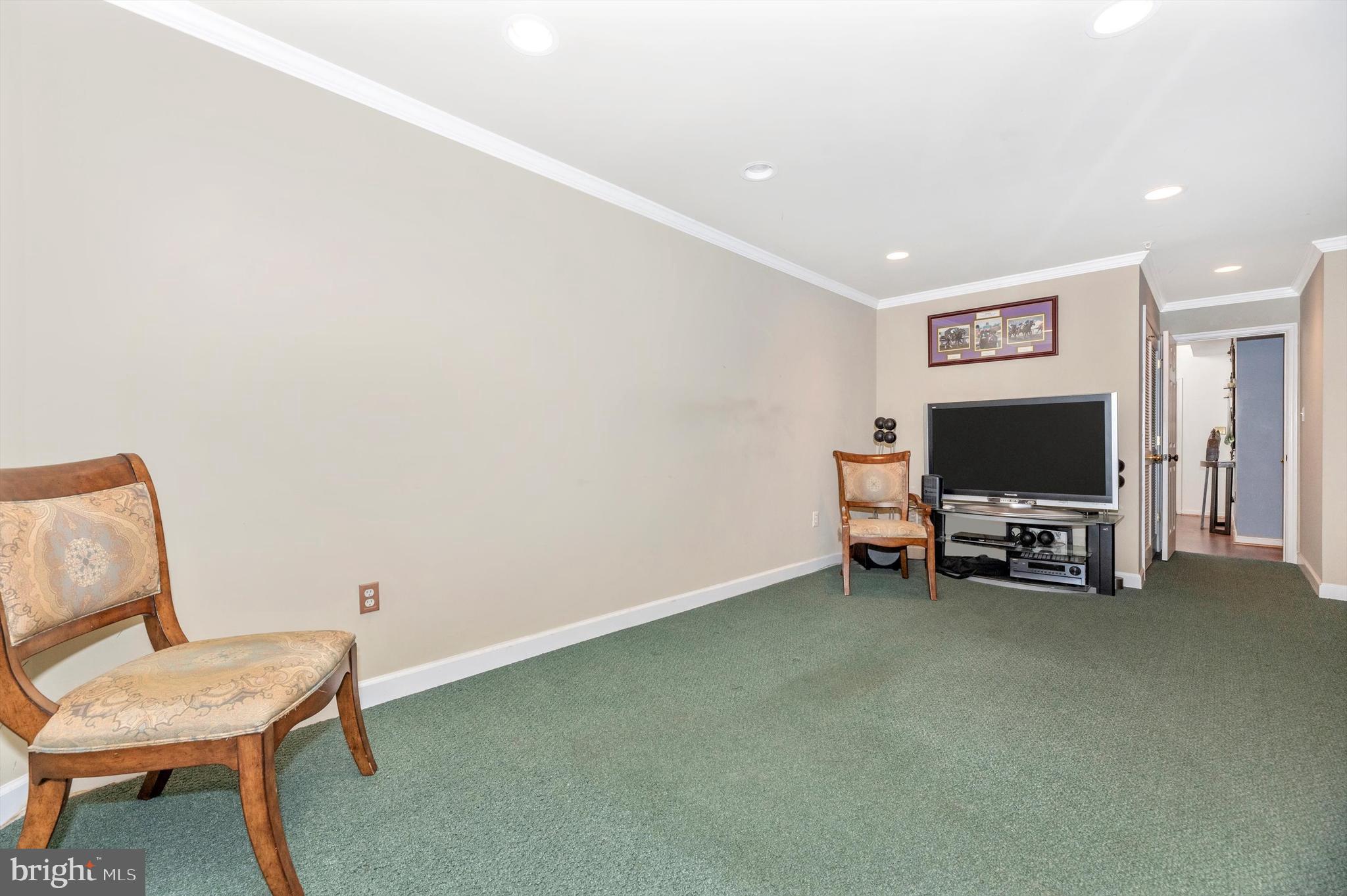 WHITTIER POND - Residential