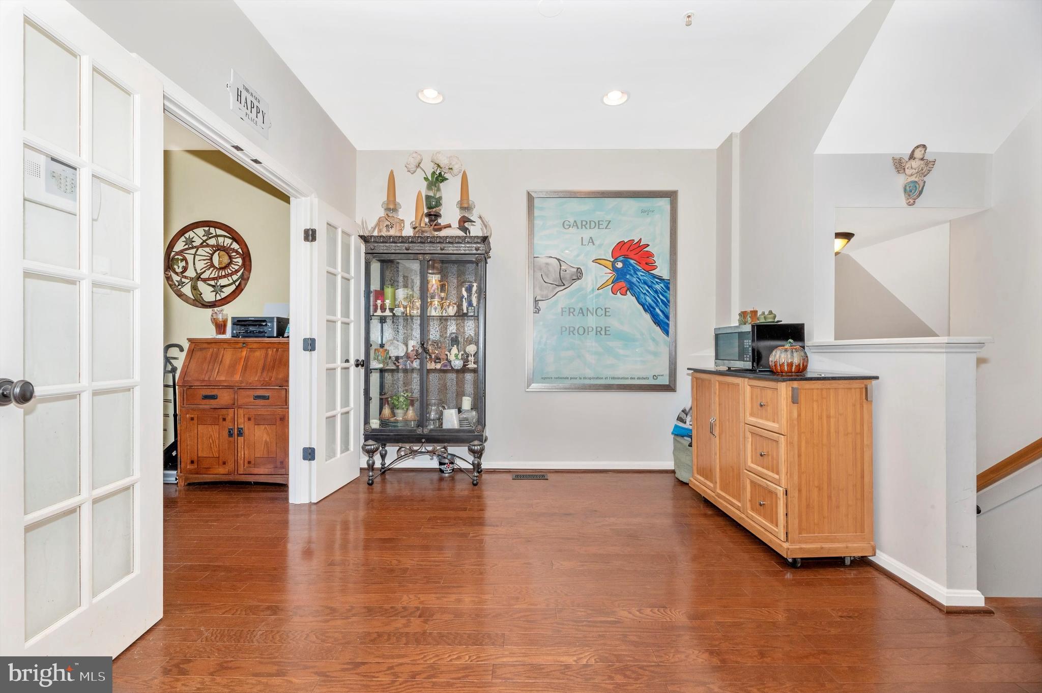 WHITTIER POND - Residential