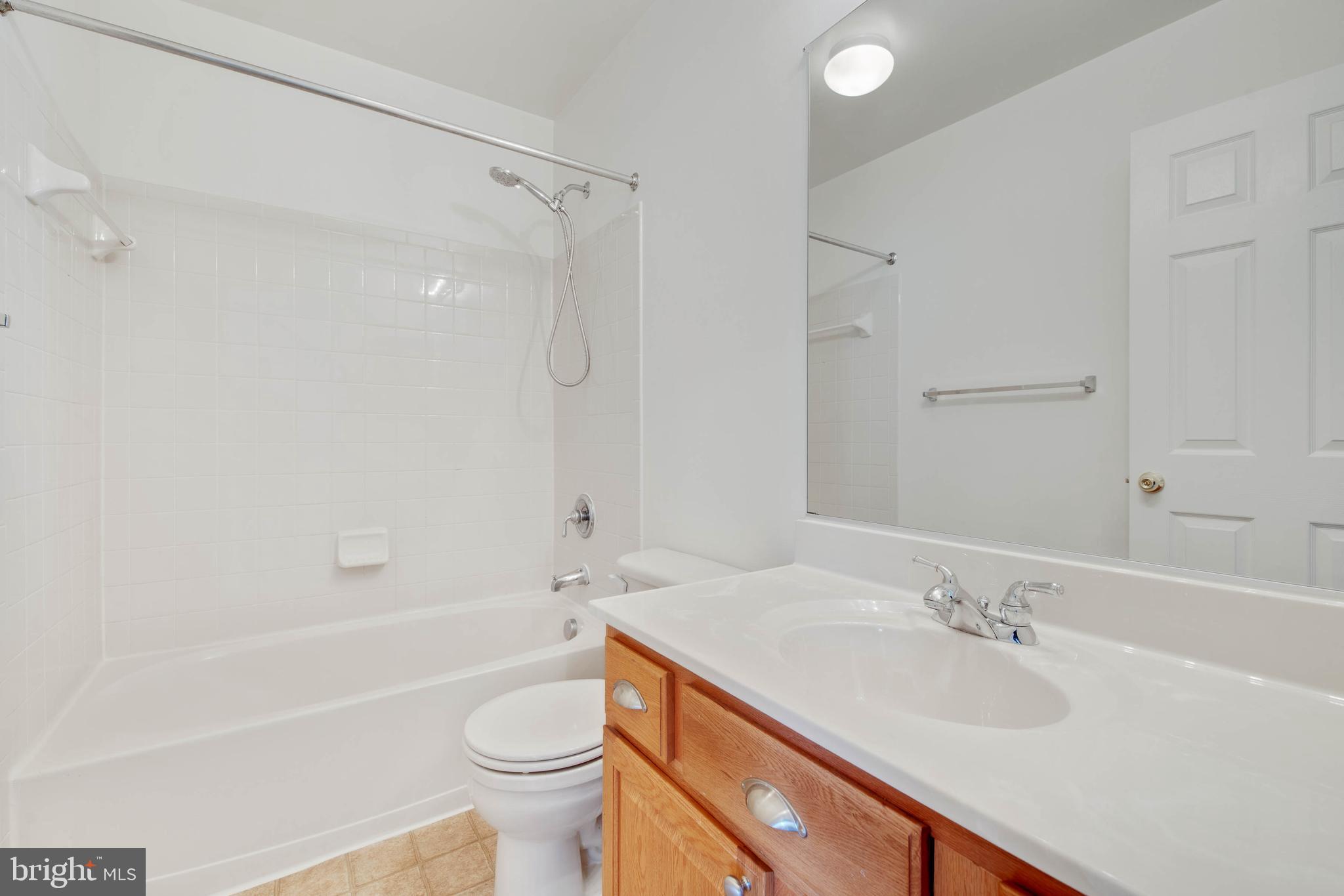 WATERS EDGE - Residential Lease