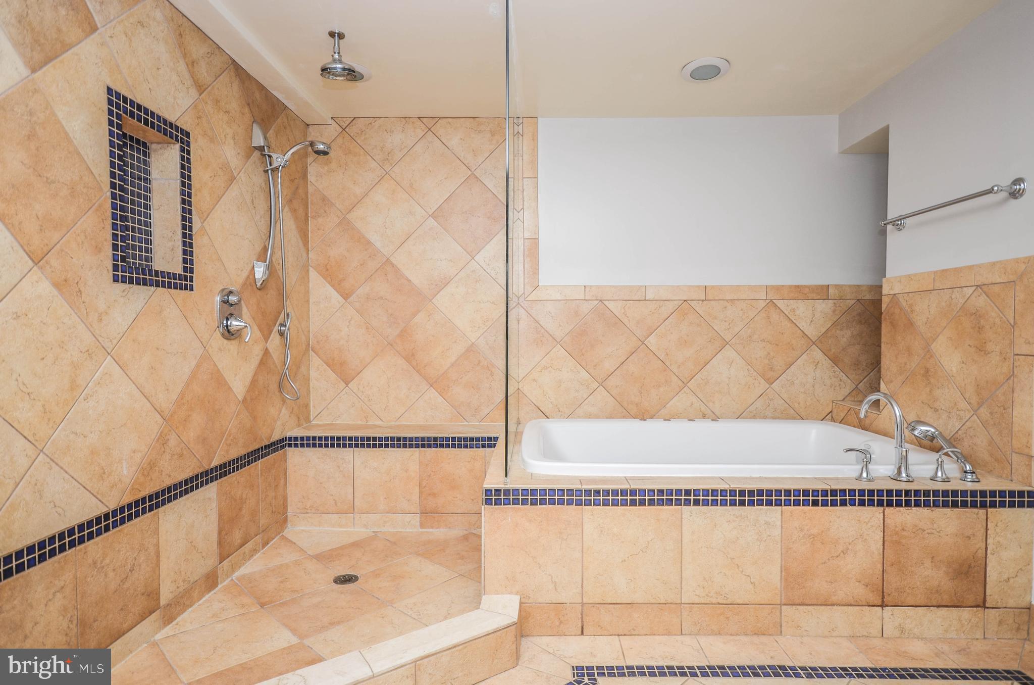 CHEVY CHASE - Residential Lease