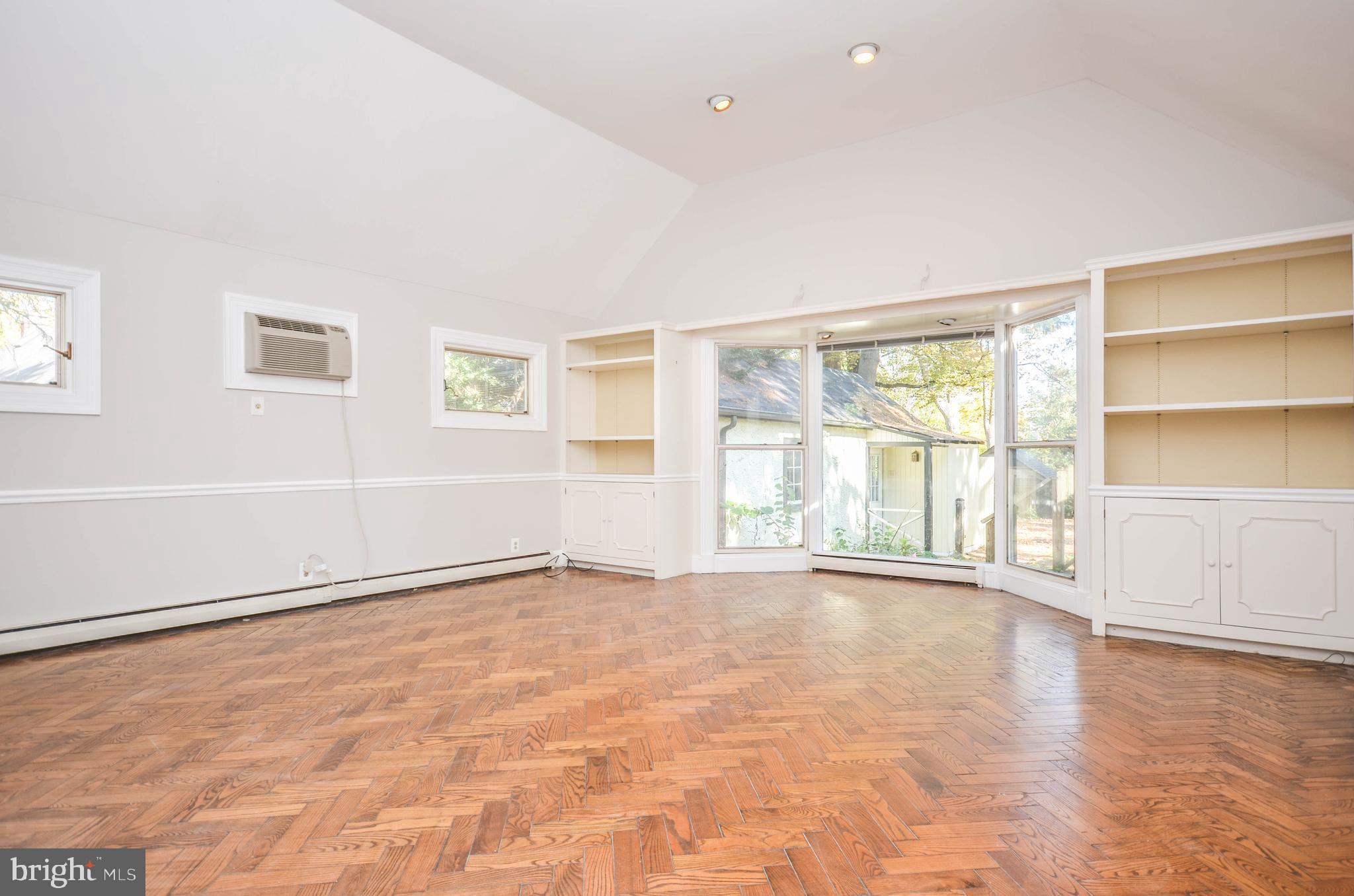 CHEVY CHASE - Residential Lease