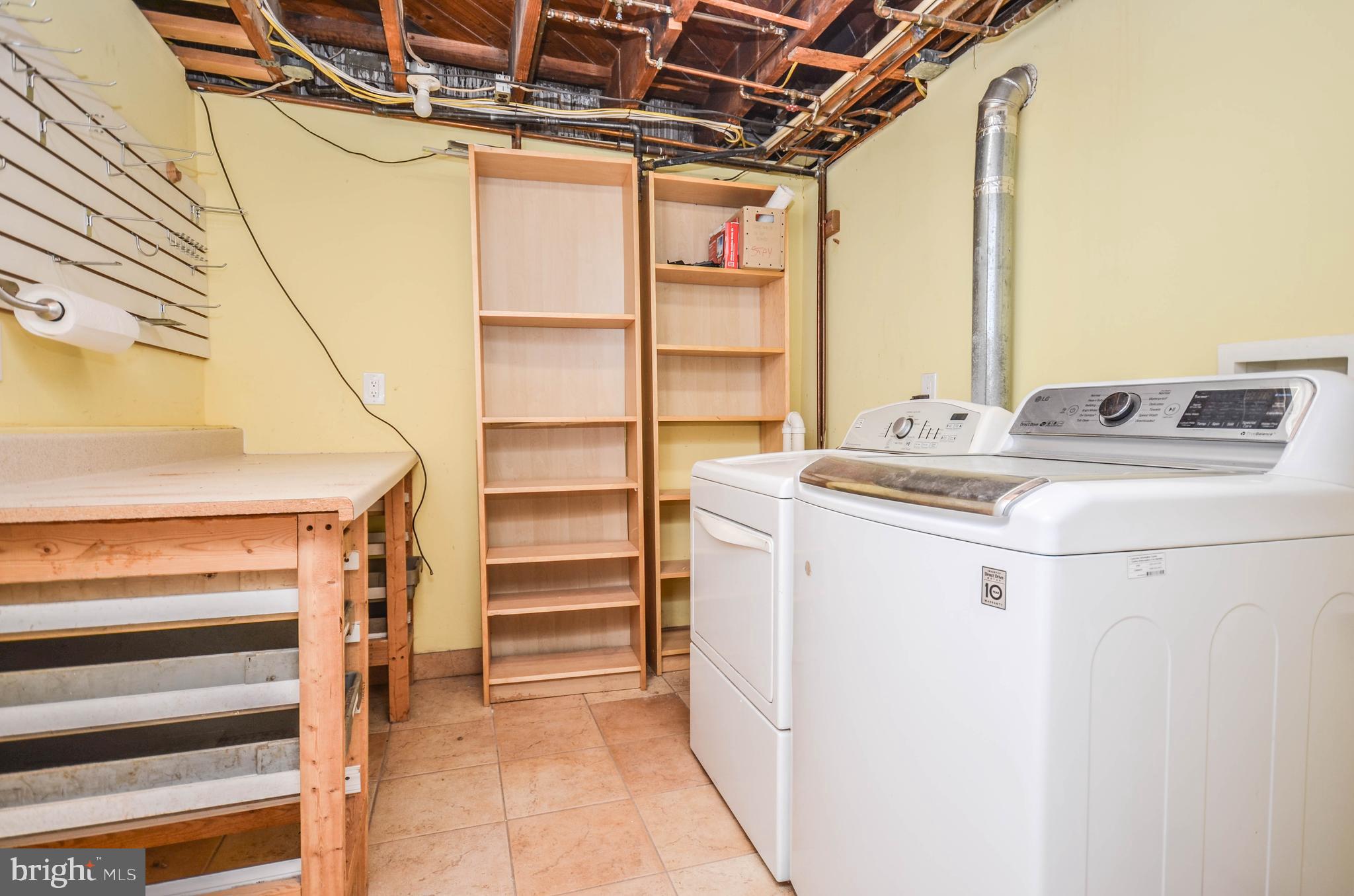 CHEVY CHASE - Residential Lease