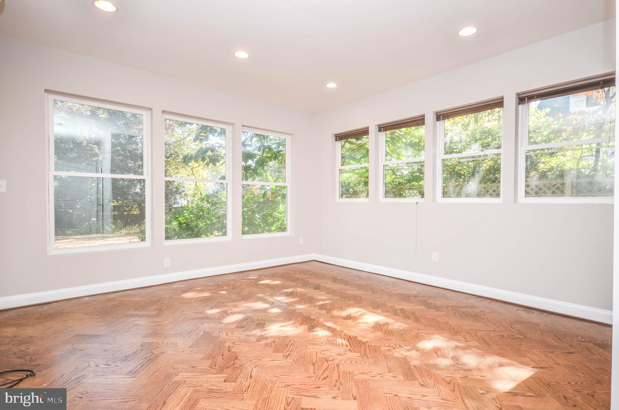 CHEVY CHASE - Residential Lease