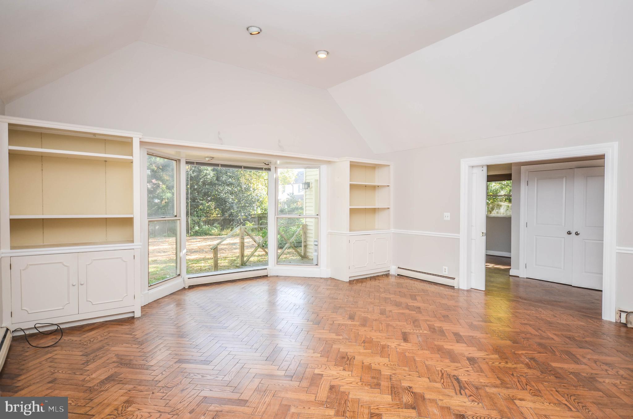 CHEVY CHASE - Residential Lease