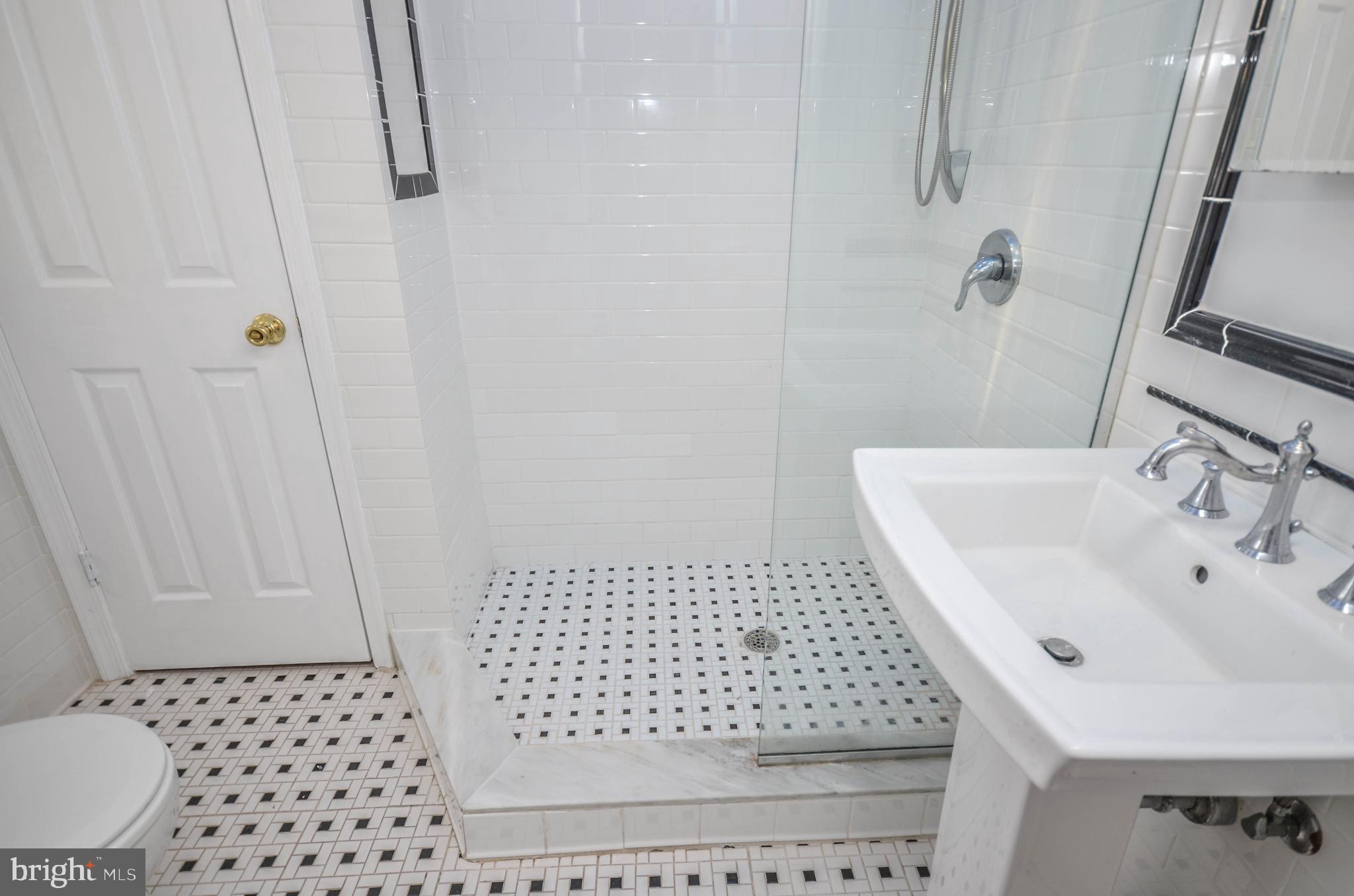 CHEVY CHASE - Residential Lease