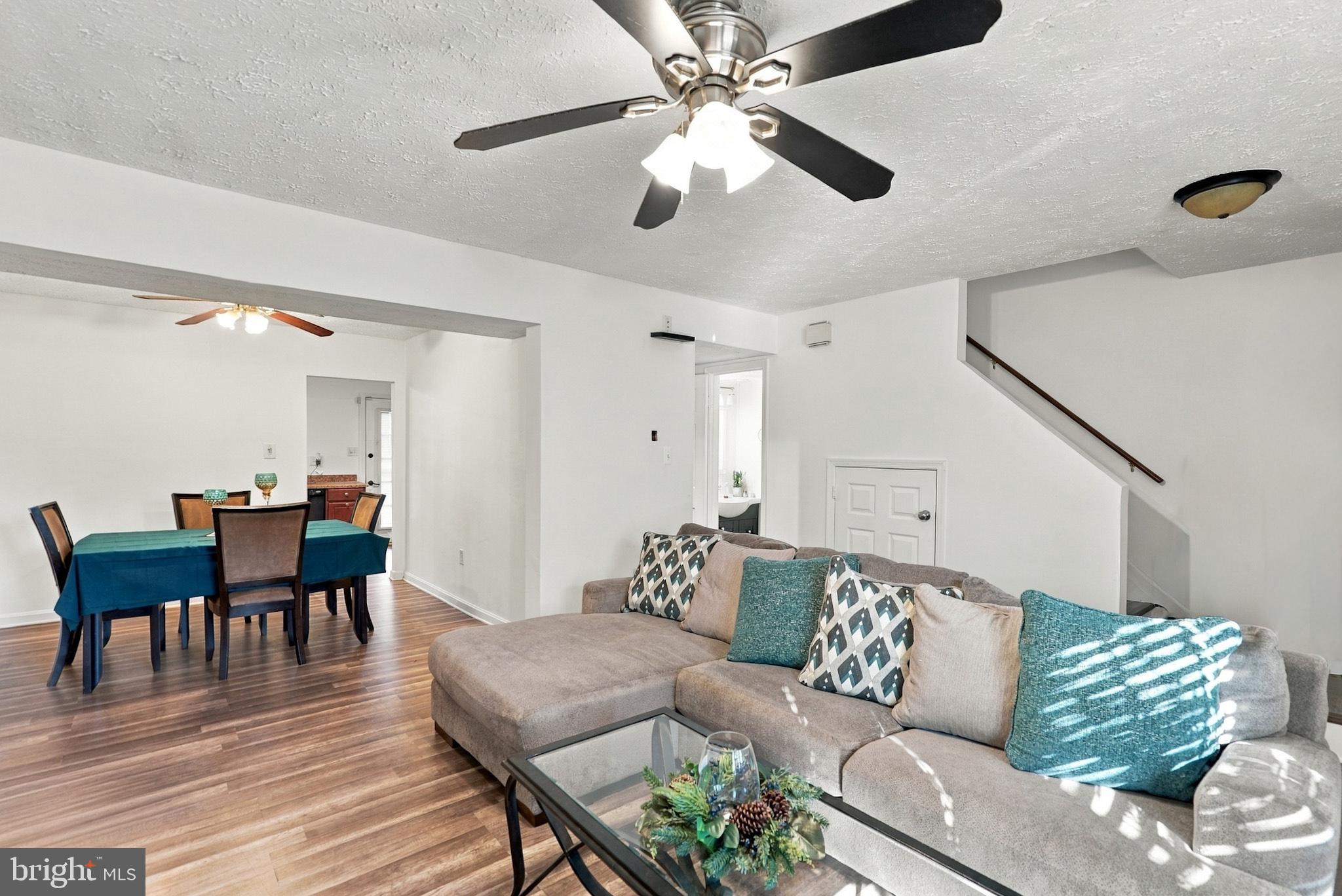 6213 DEERWOOD COURT