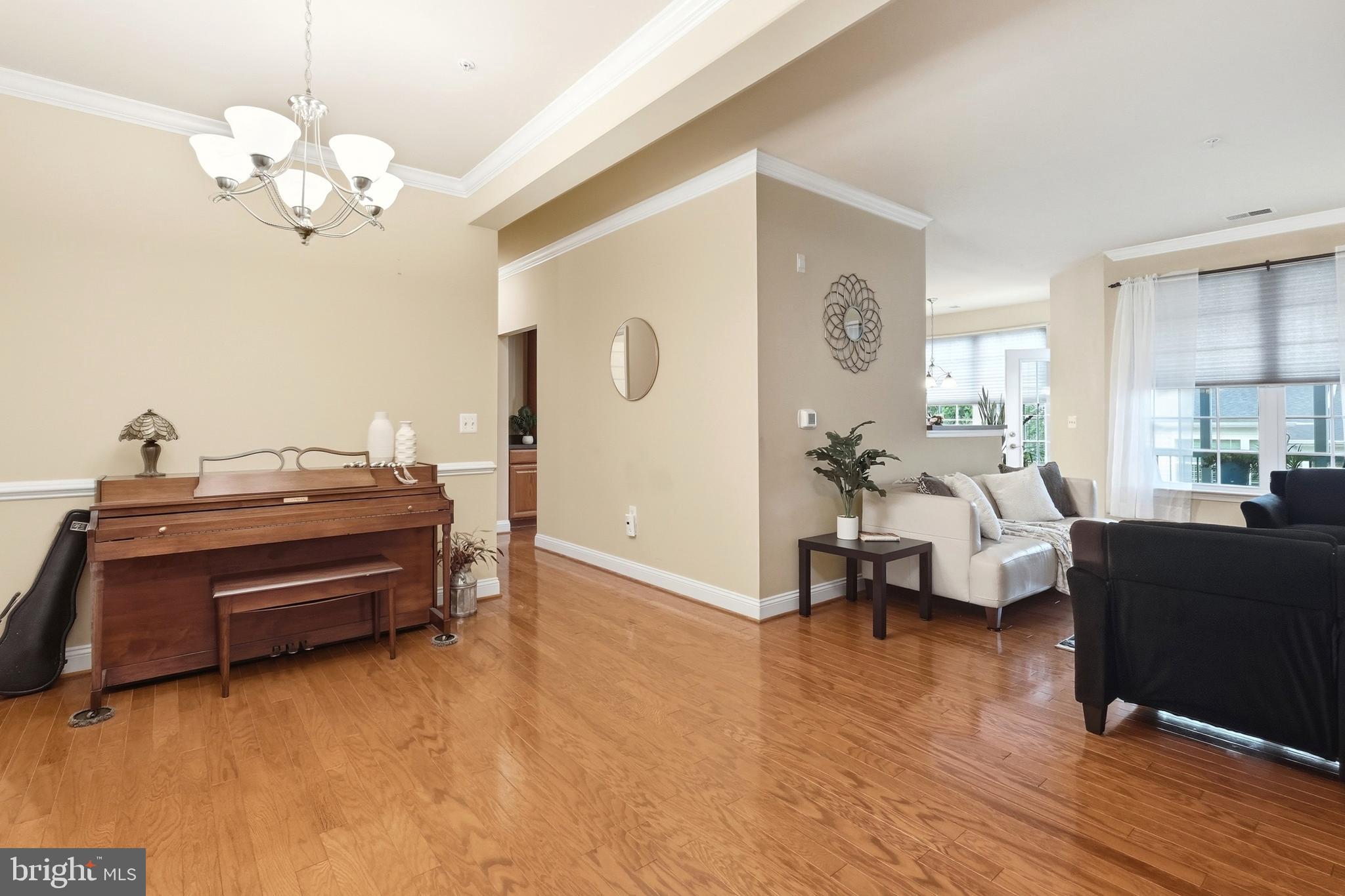 1818 SELVIN DRIVE 202
