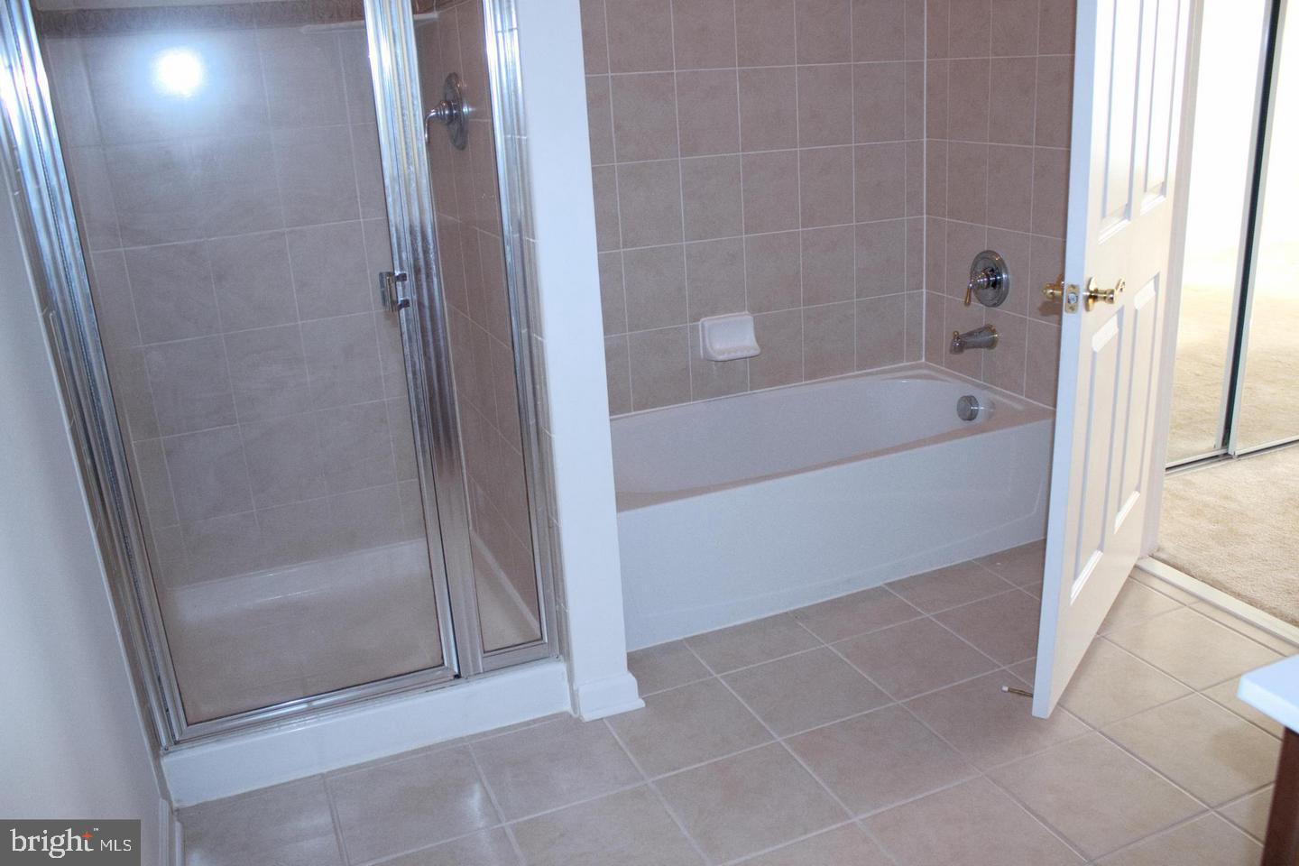 WESTCHESTER PARK II - Residential Lease