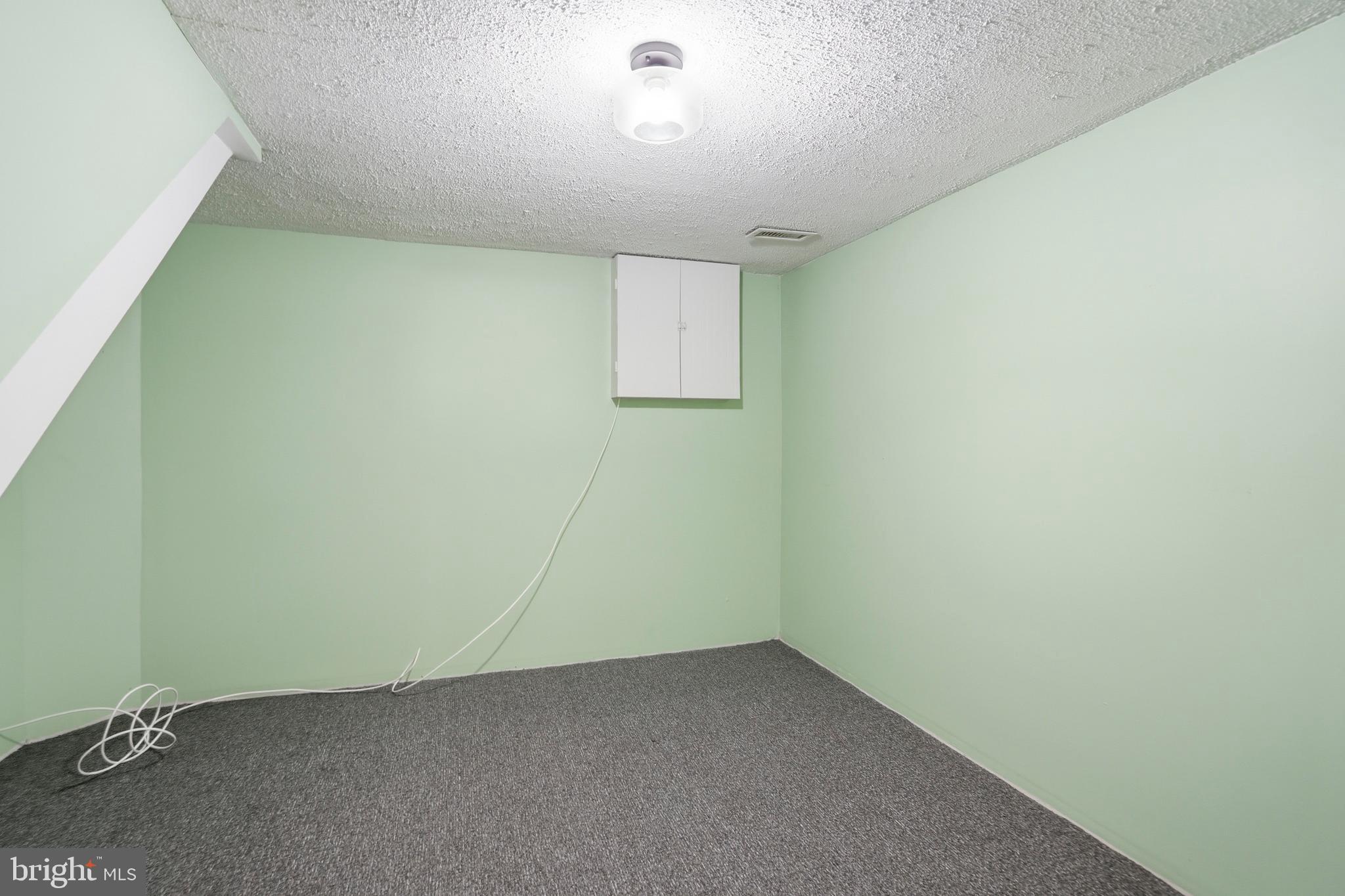 RIPPLING RIDGE - Residential