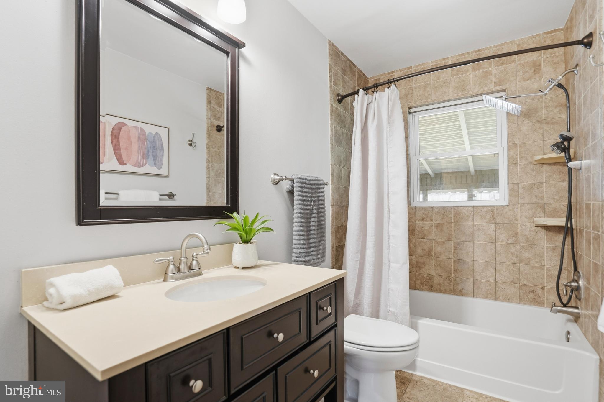 RIPPLING RIDGE - Residential