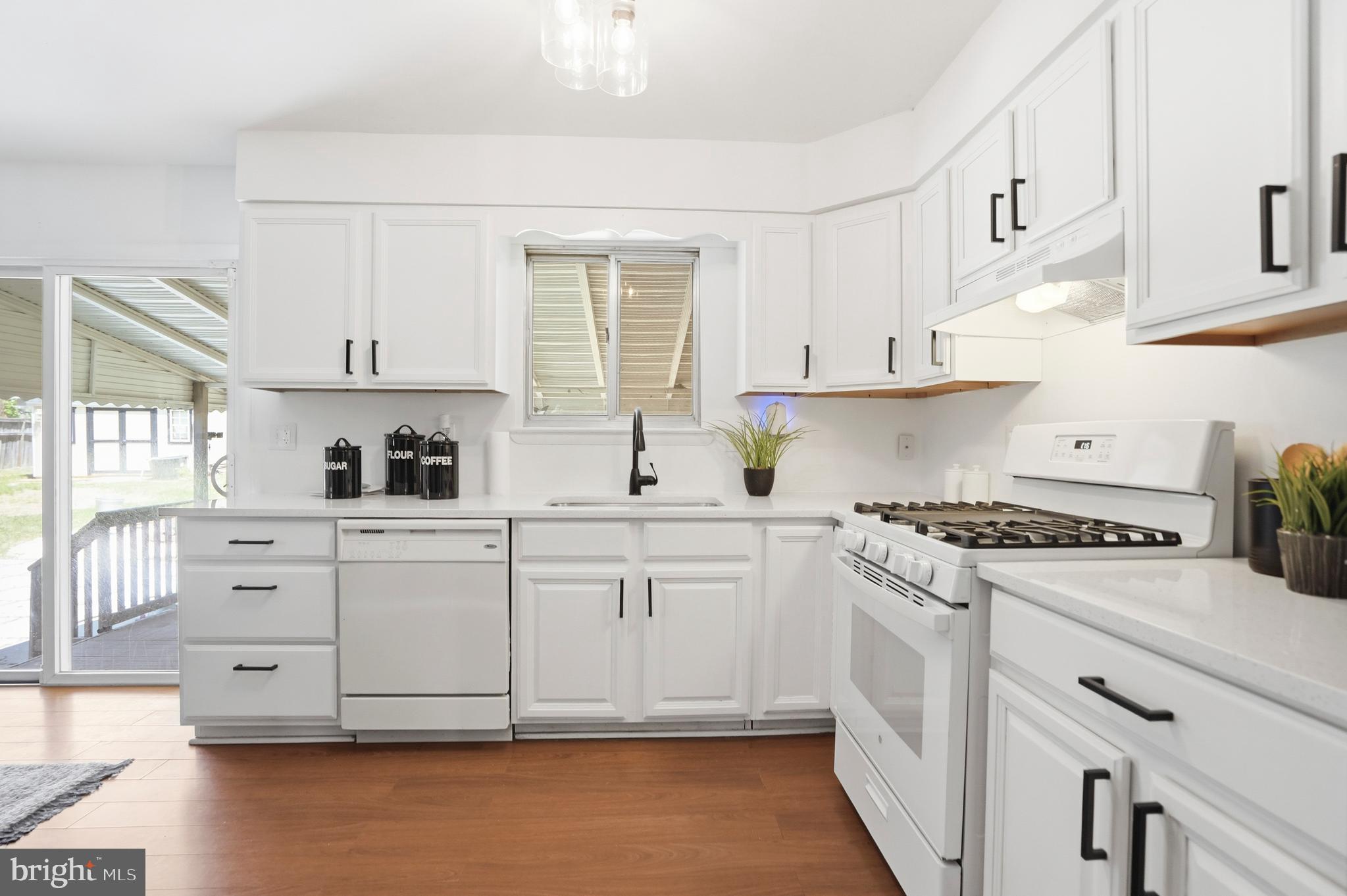 RIPPLING RIDGE - Residential