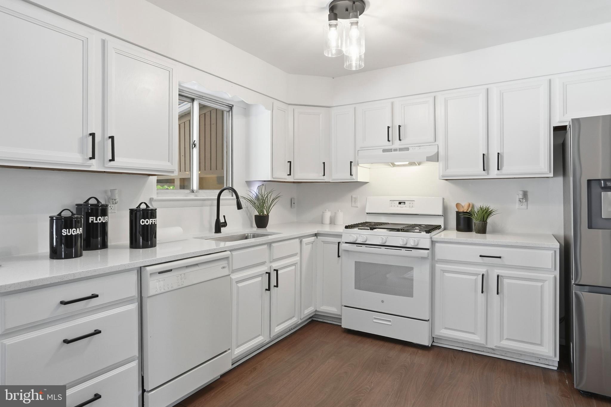 RIPPLING RIDGE - Residential