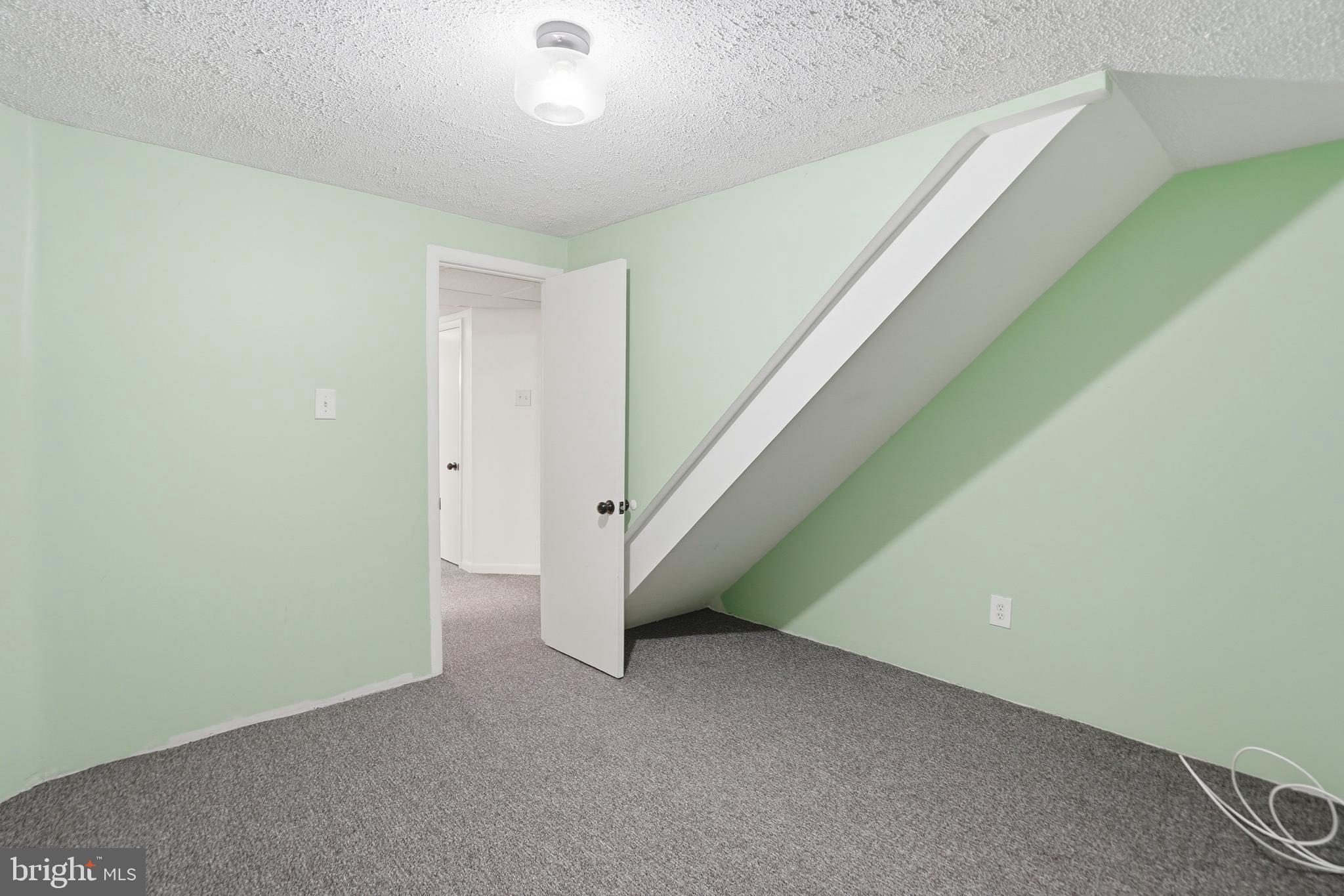 RIPPLING RIDGE - Residential