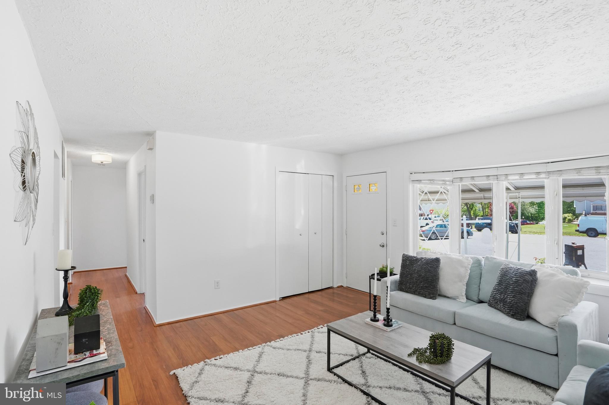 RIPPLING RIDGE - Residential