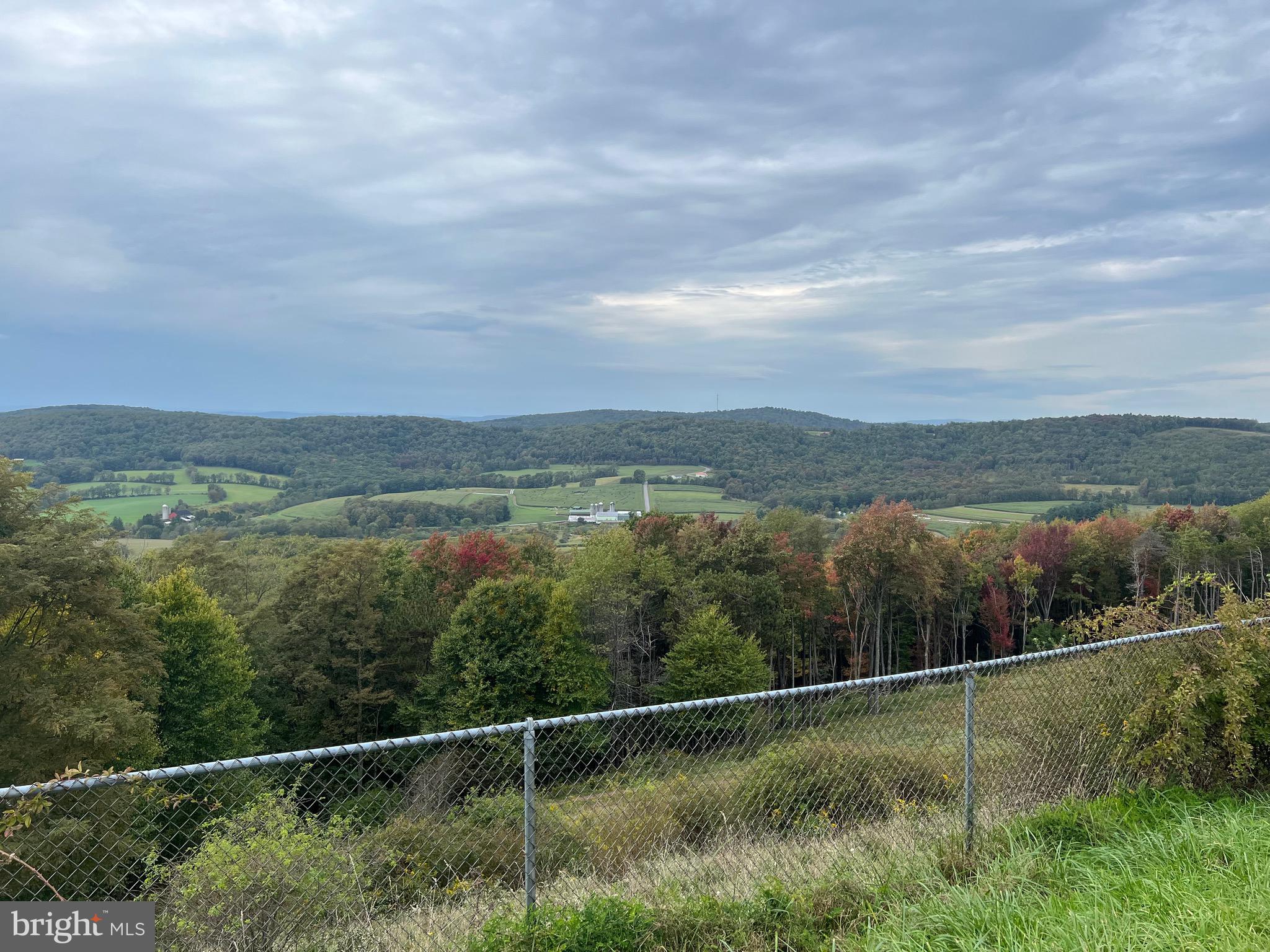 BEAR CREEK RETREAT - Land