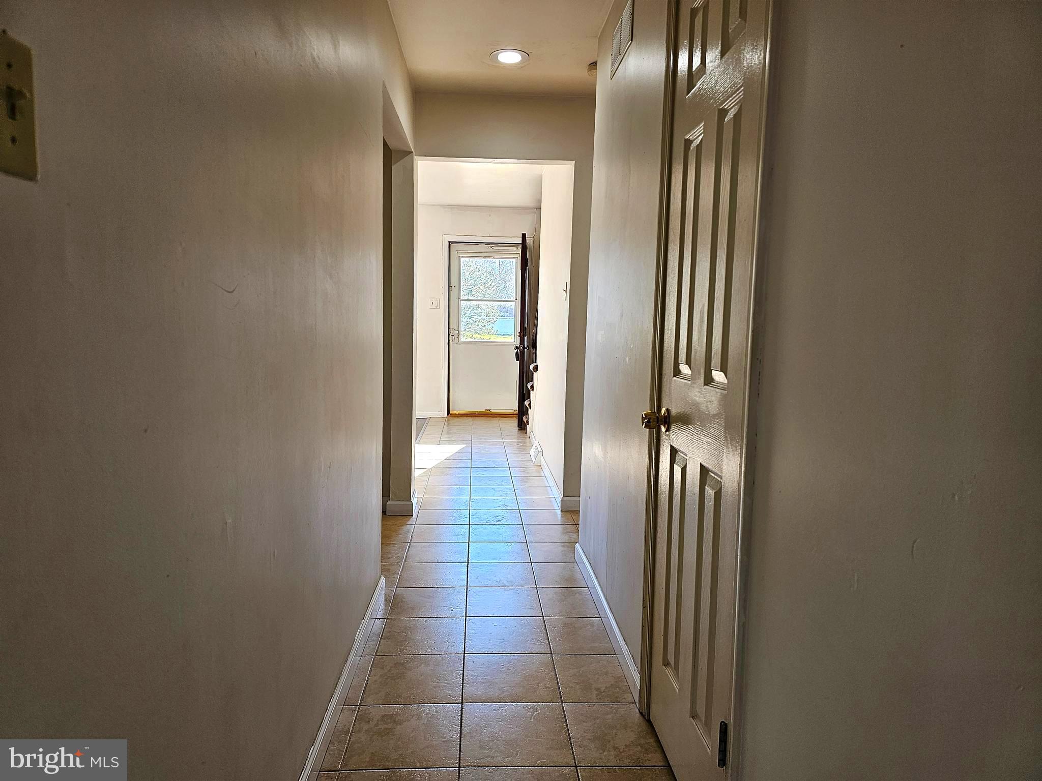 LEXINGTON FARMS - Residential Lease