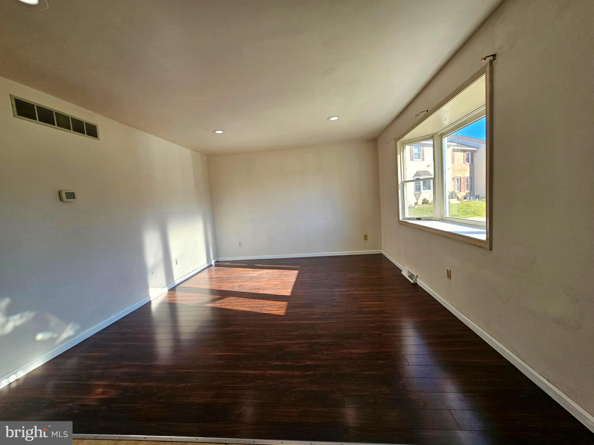 1103 STONEHAM CIRCLE