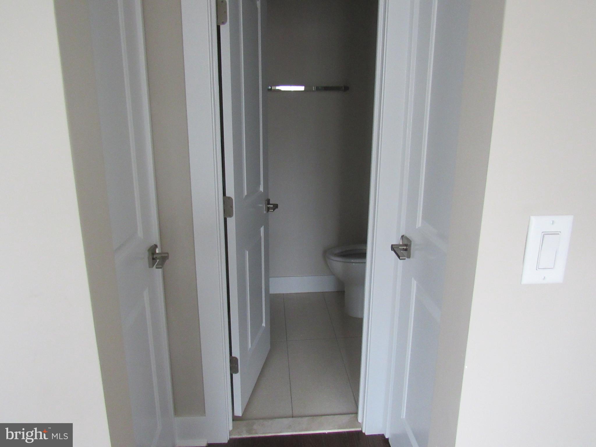 PHILADELPHIA (SOUTH) - Residential Lease