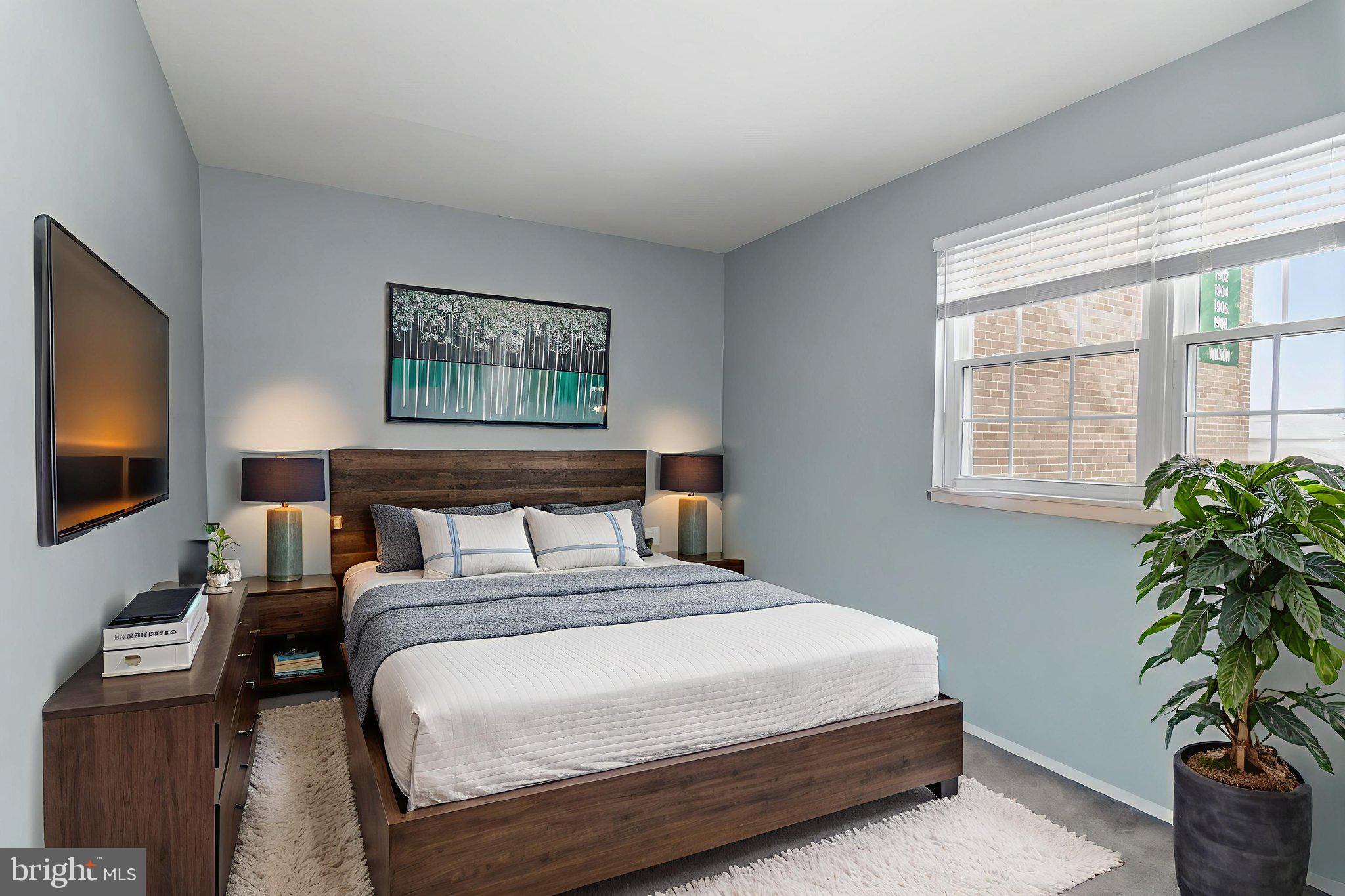 MC LEAN CHASE - Residential