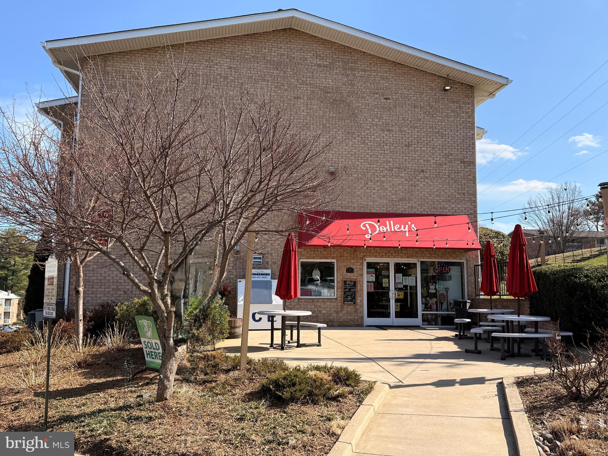 MC LEAN CHASE - Residential