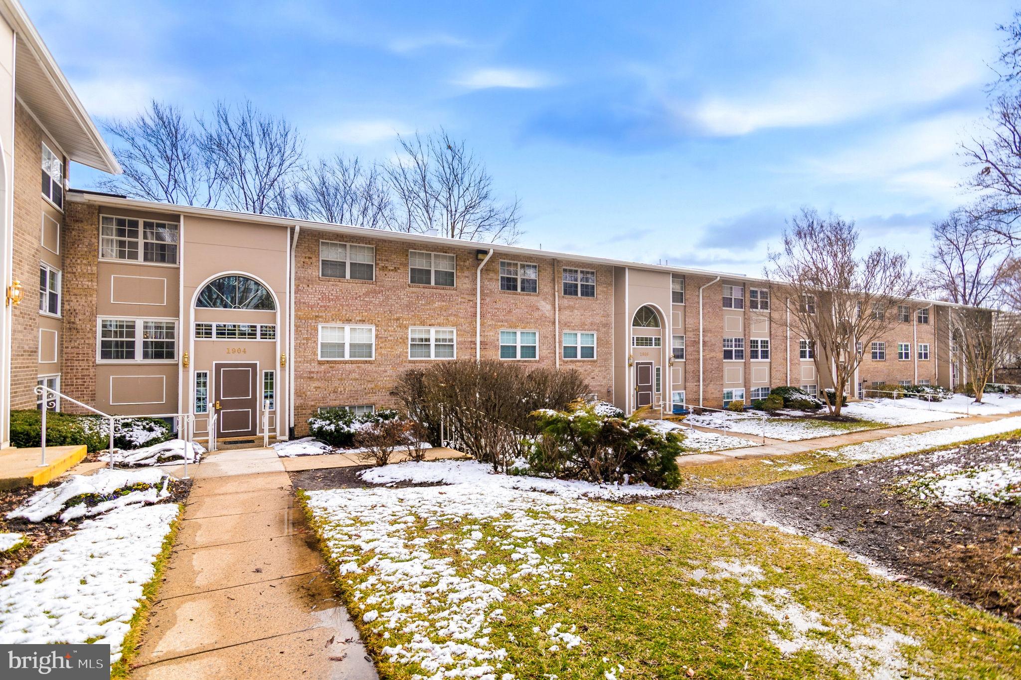 MC LEAN CHASE - Residential