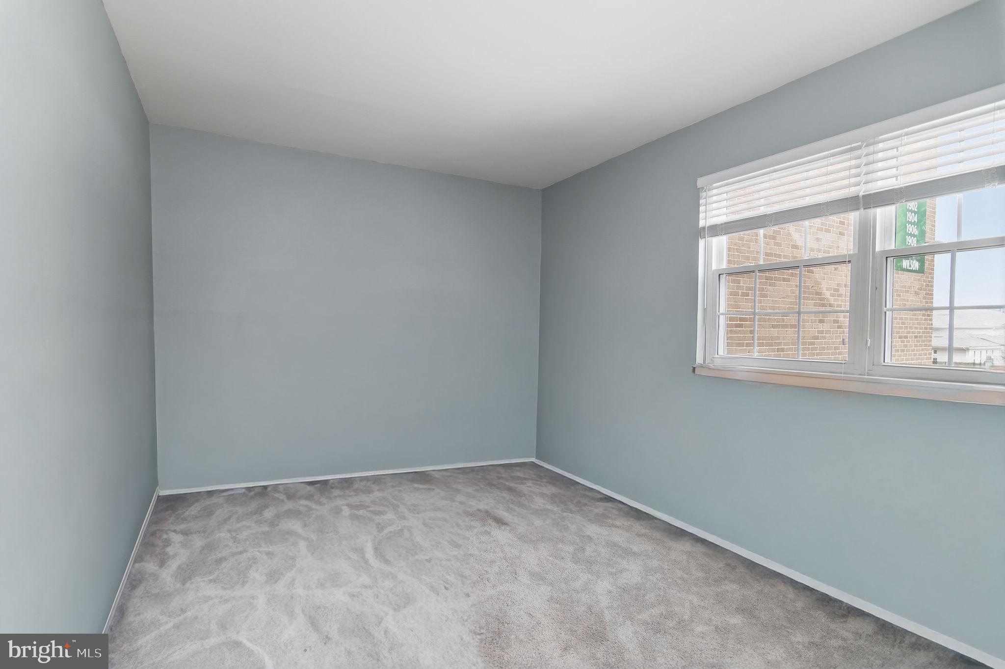 MC LEAN CHASE - Residential