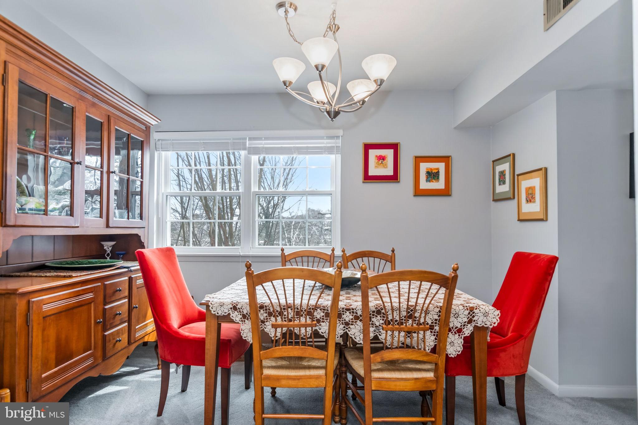 MC LEAN CHASE - Residential