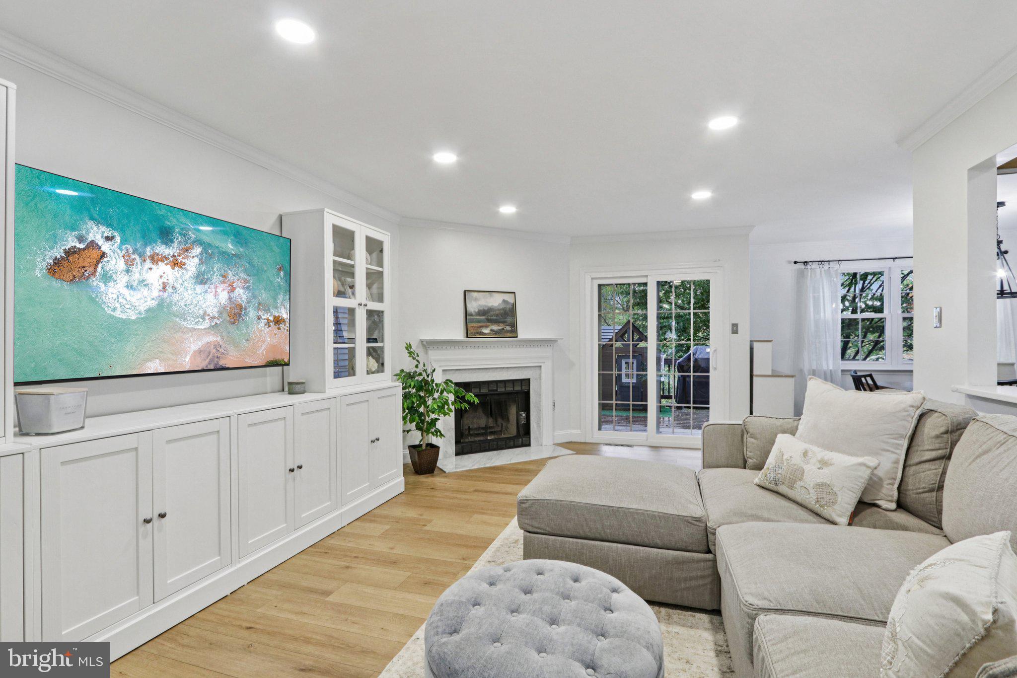 219 RED HAVEN DRIVE