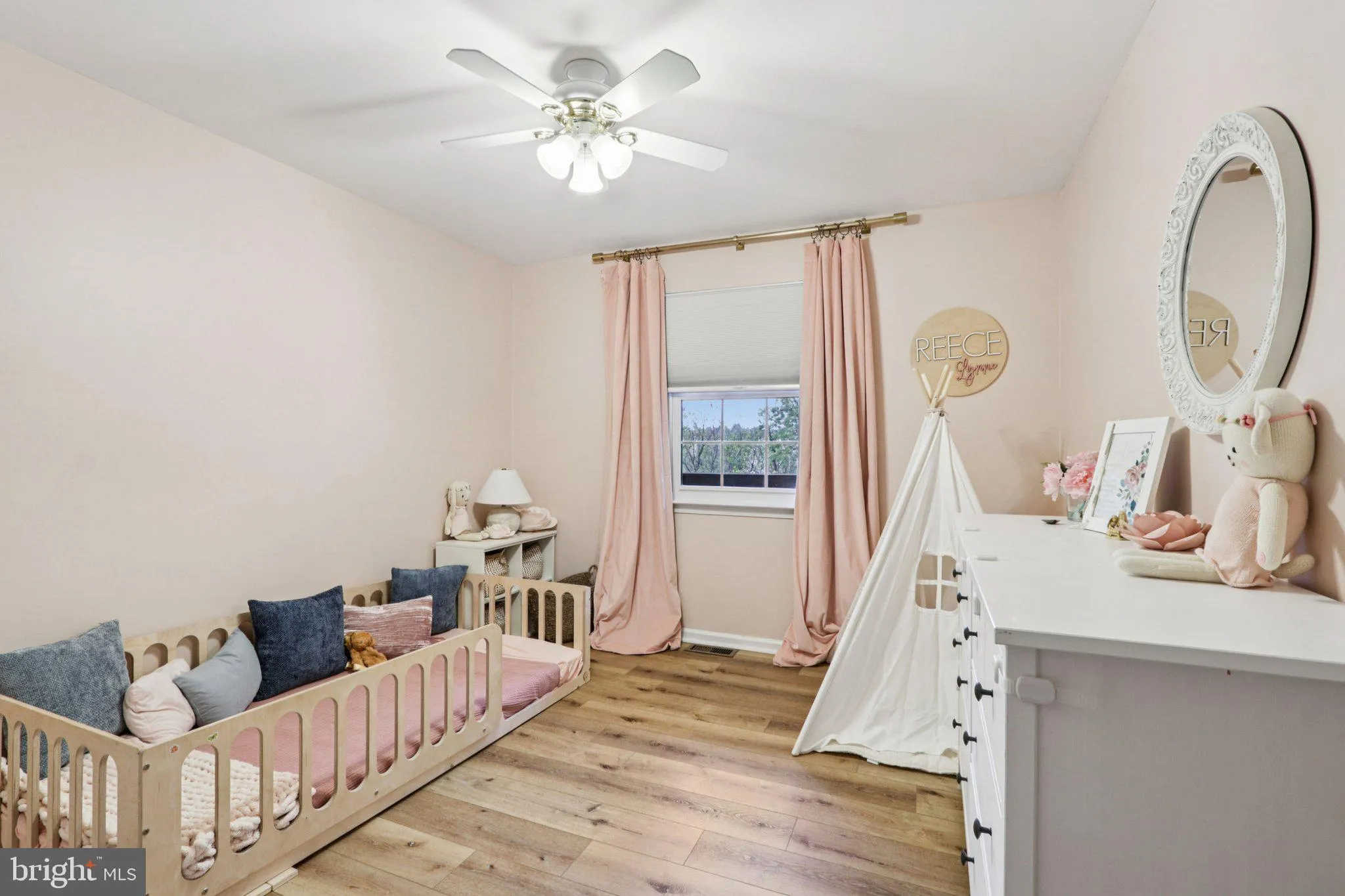 North Wales, Pennsylvania 19454, United States, 3 Bedrooms Bedrooms, ,3 BathroomsBathrooms,Residential,Active,228402