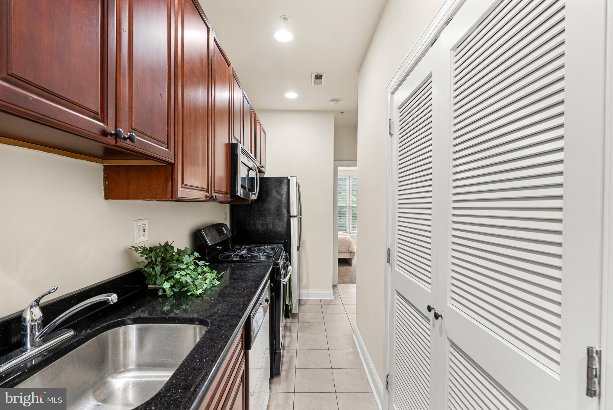 NEWBOLD - Residential Lease